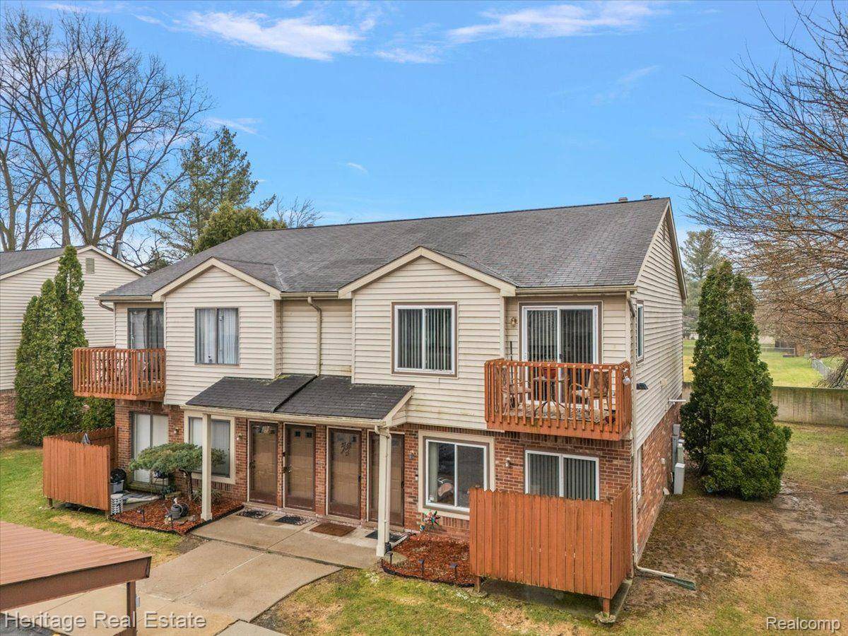 Roseville, MI 48066,18922 E 14 MILE RD