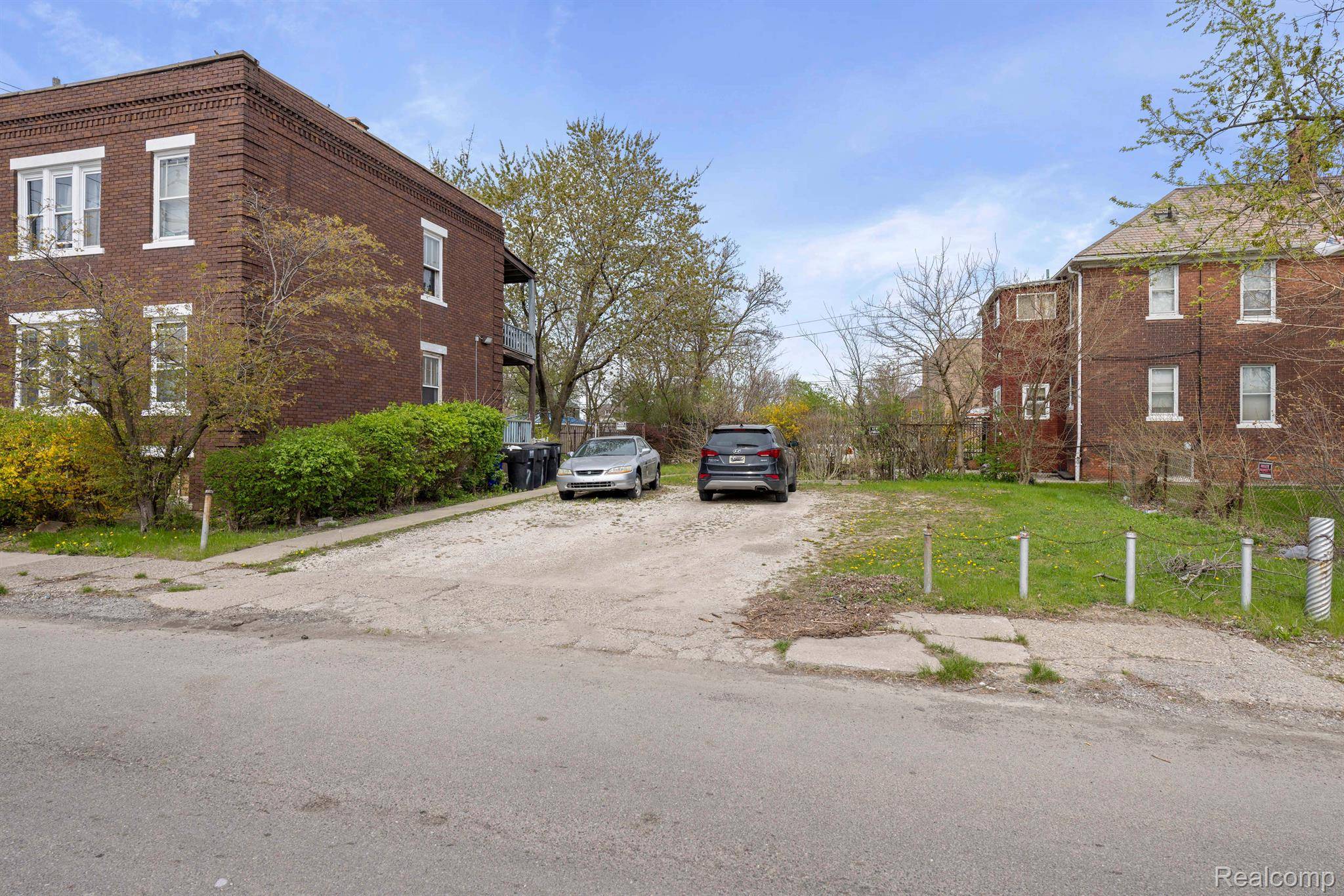 Detroit, MI 48206,7334 WILDEMERE ST