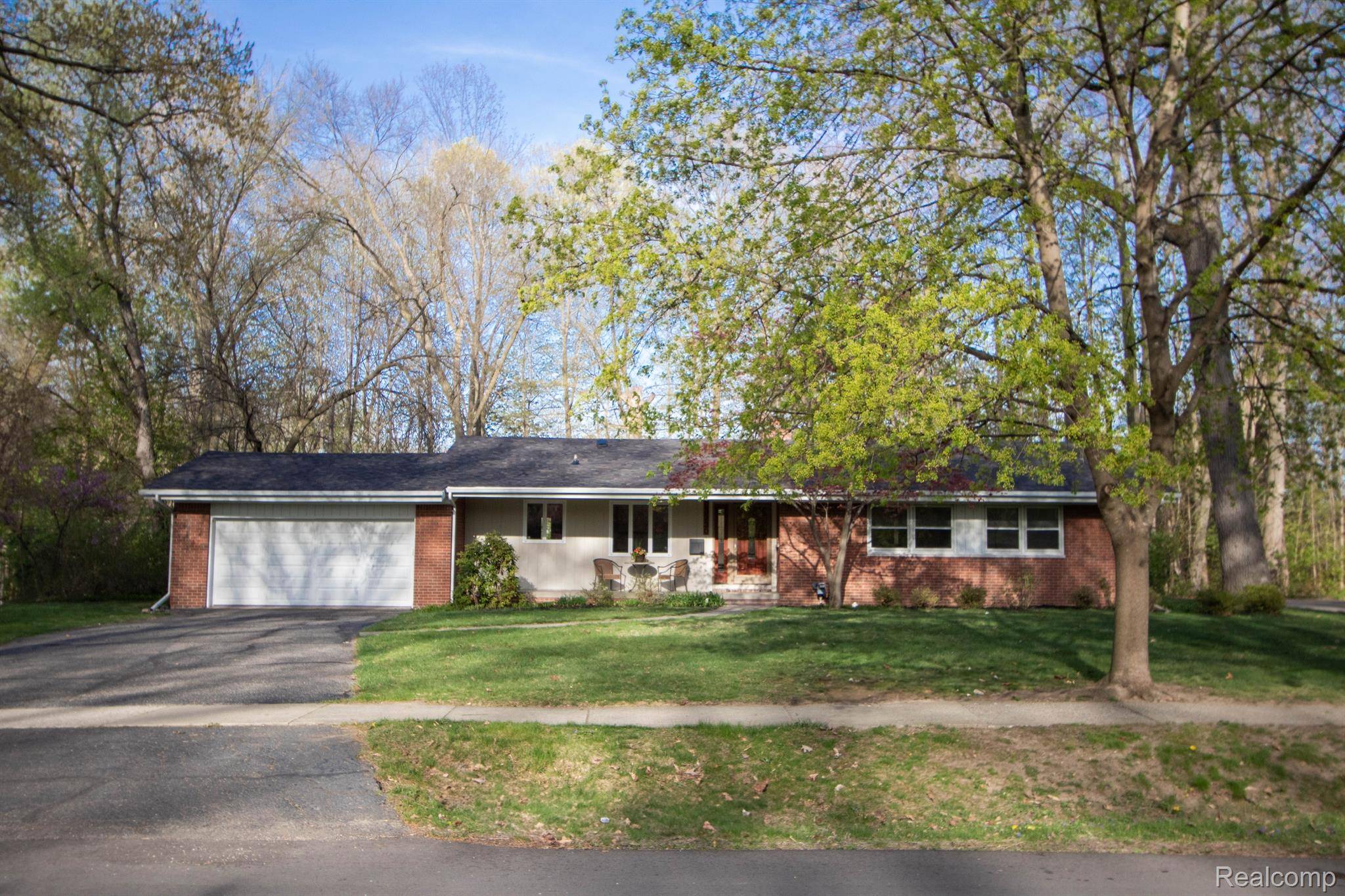 Farmington, MI 48335,23230 CASS AVE