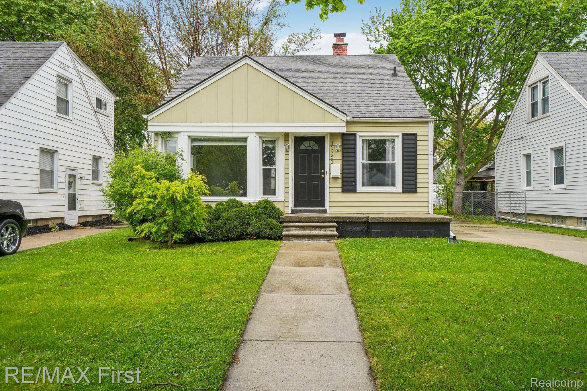 Oak Park, MI 48237,13750 TALBOT ST