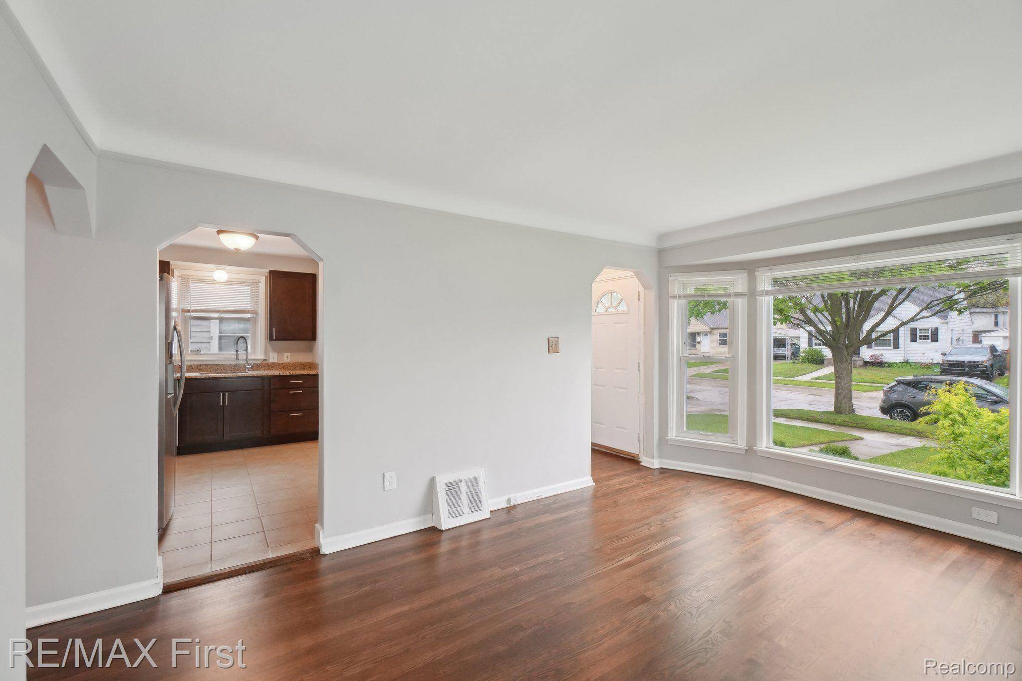 Oak Park, MI 48237,13750 TALBOT ST