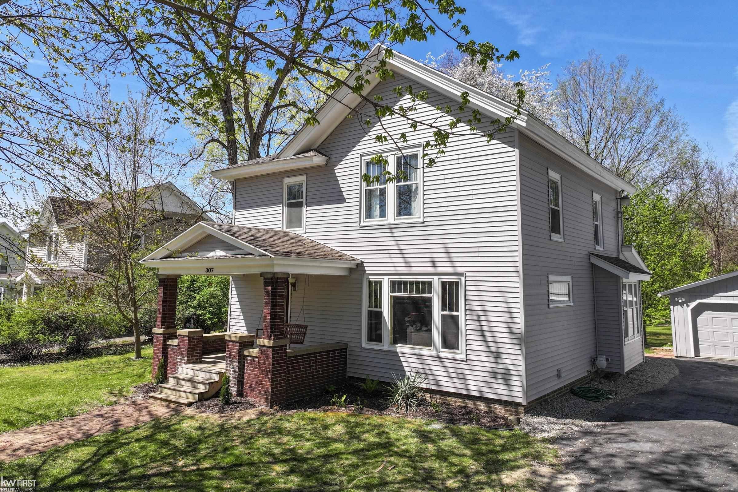 Linden, MI 48451,307 N Bridge ST