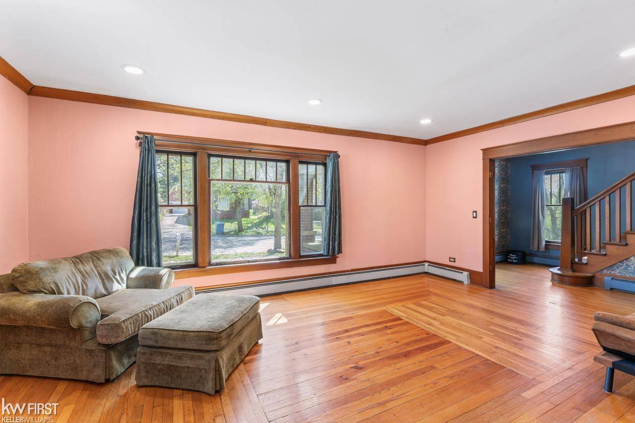 Linden, MI 48451,307 N Bridge ST