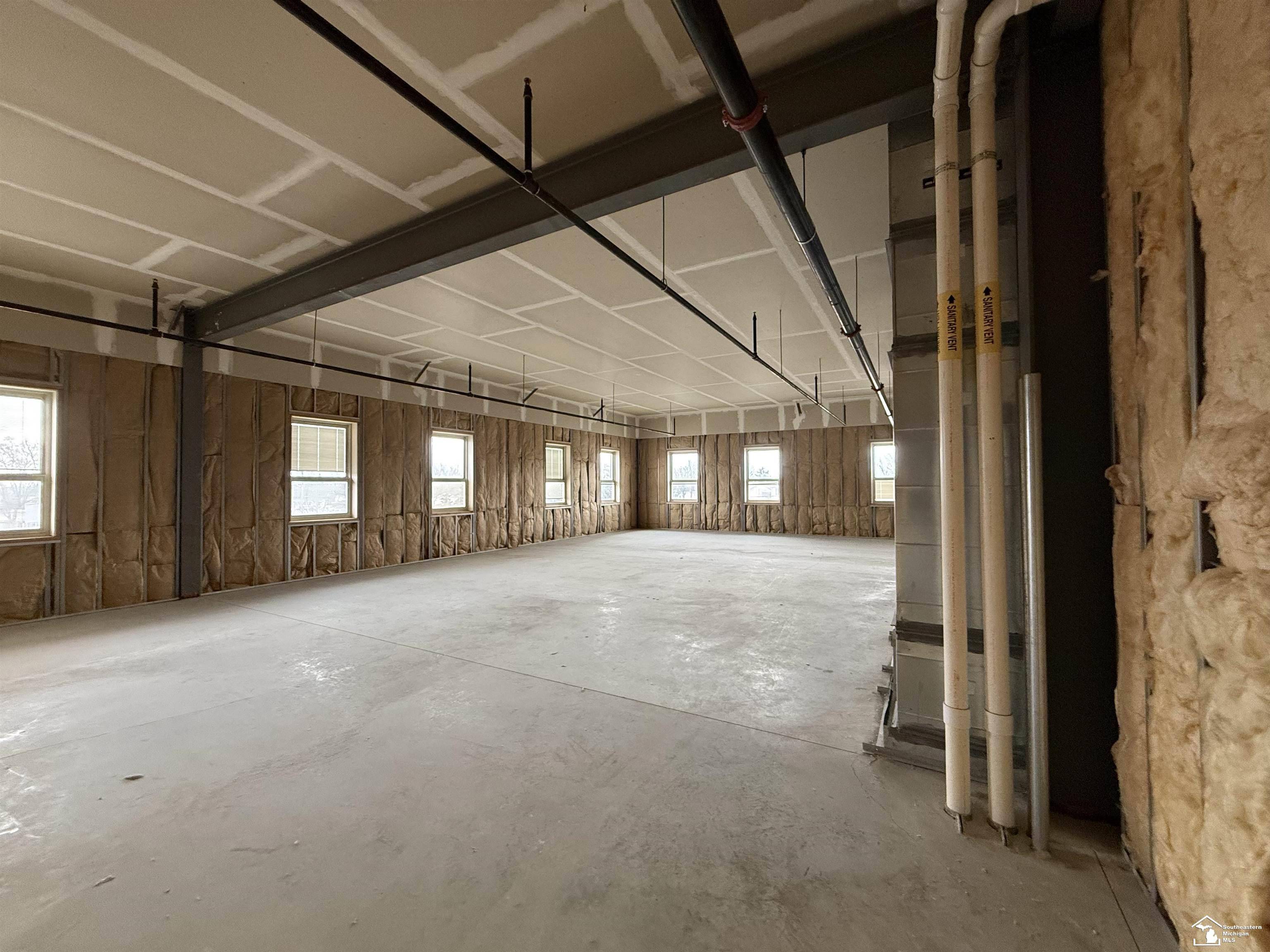 Newport, MI 48166,7825 N Dixie HWY