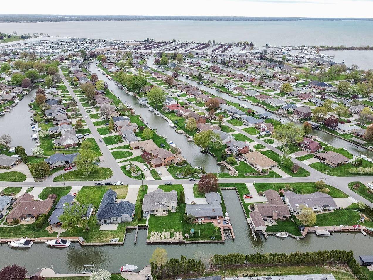 Harrison Twp, MI 48045,31416 San Juan ST