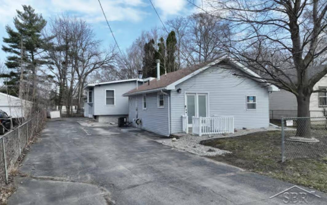 Saginaw, MI 48638,4196 Joslin ST