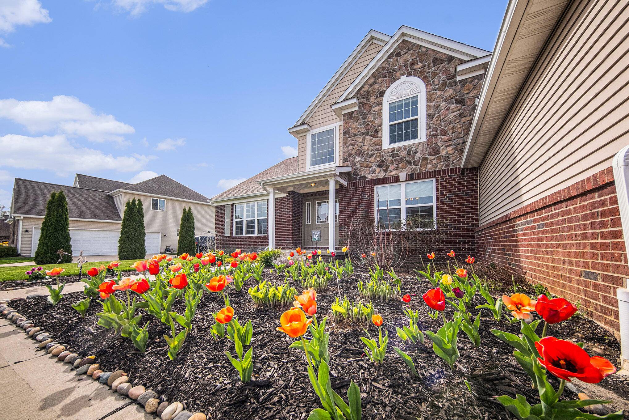 Saline, MI 48176,10430 River Edge Rd