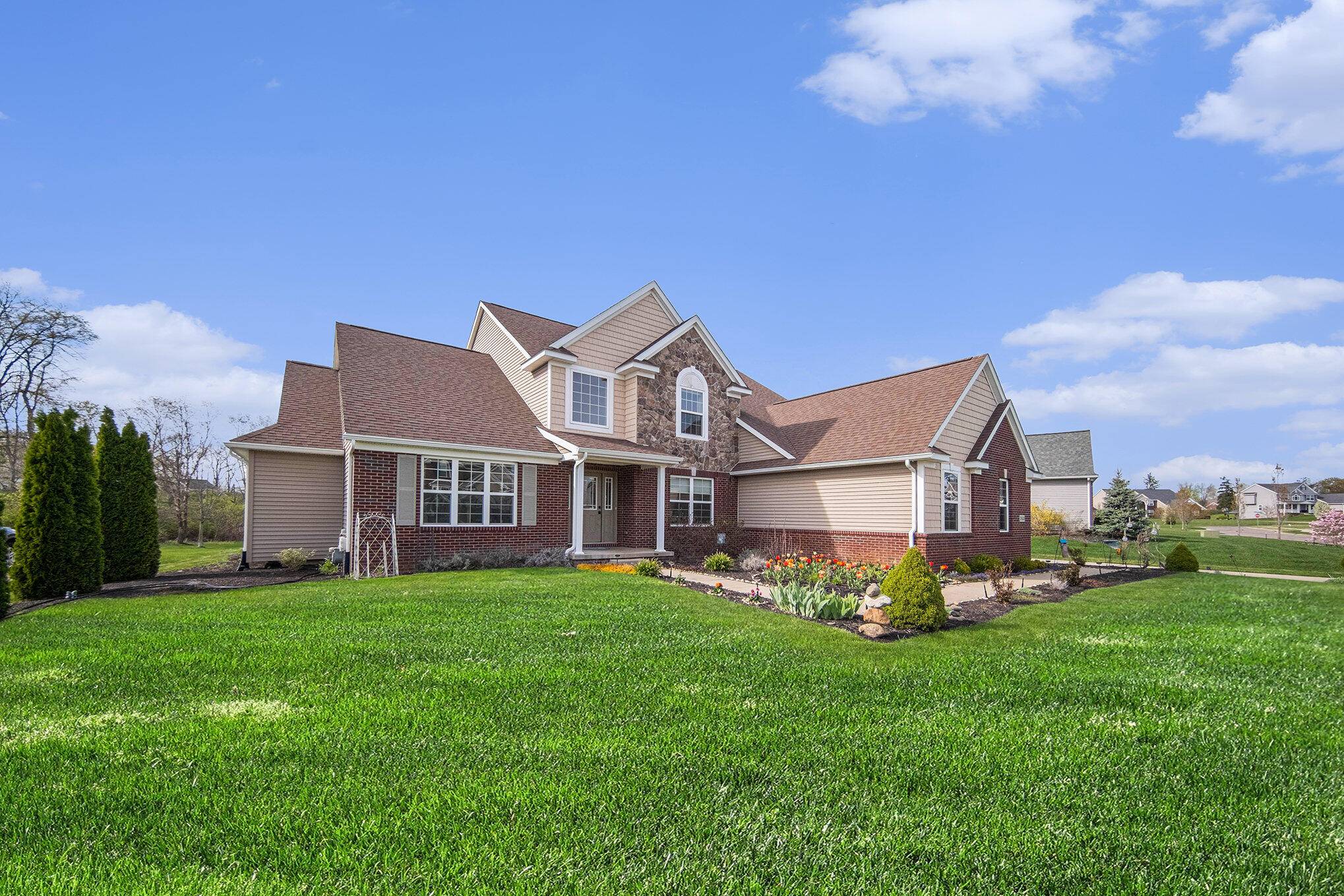 Saline, MI 48176,10430 River Edge Rd