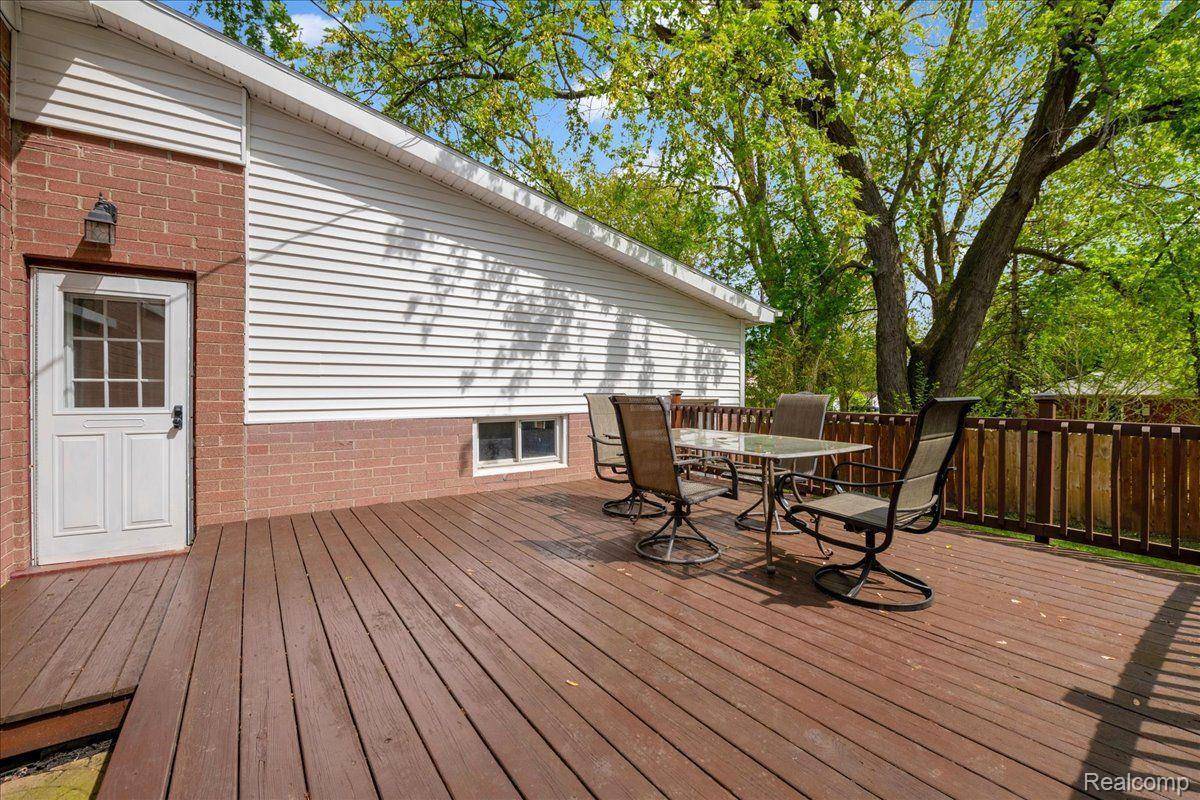 Woodhaven, MI 48183,21236 GUDITH RD