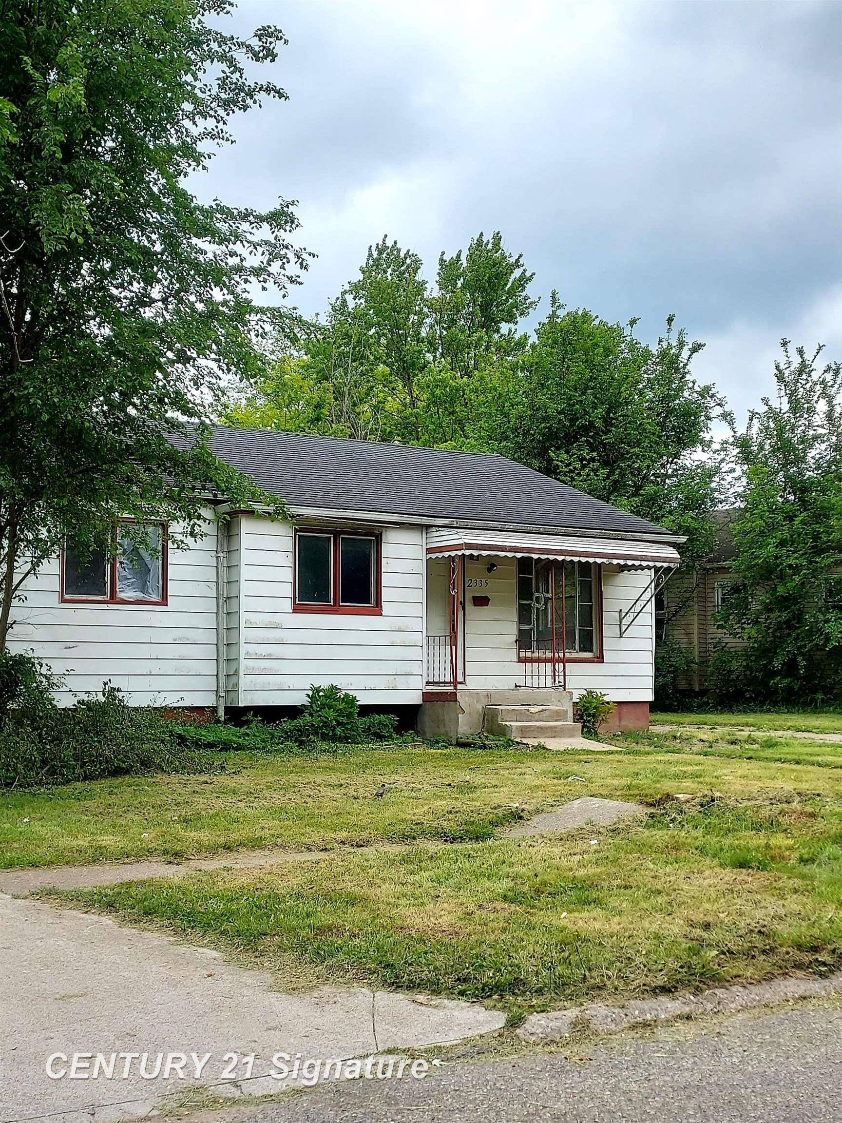 Flint, MI 48504,2335 Santa Barbara DR