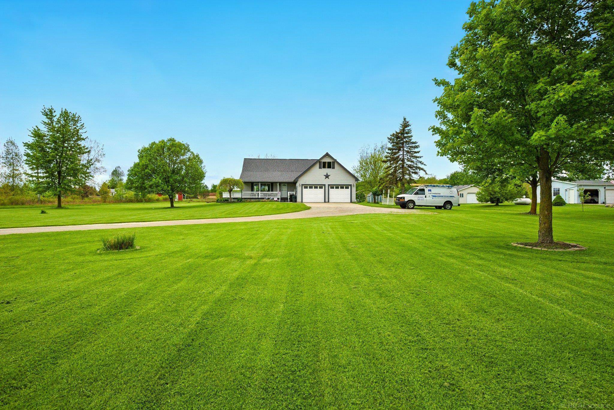 Riley, MI 48041,2219 Riley Center RD