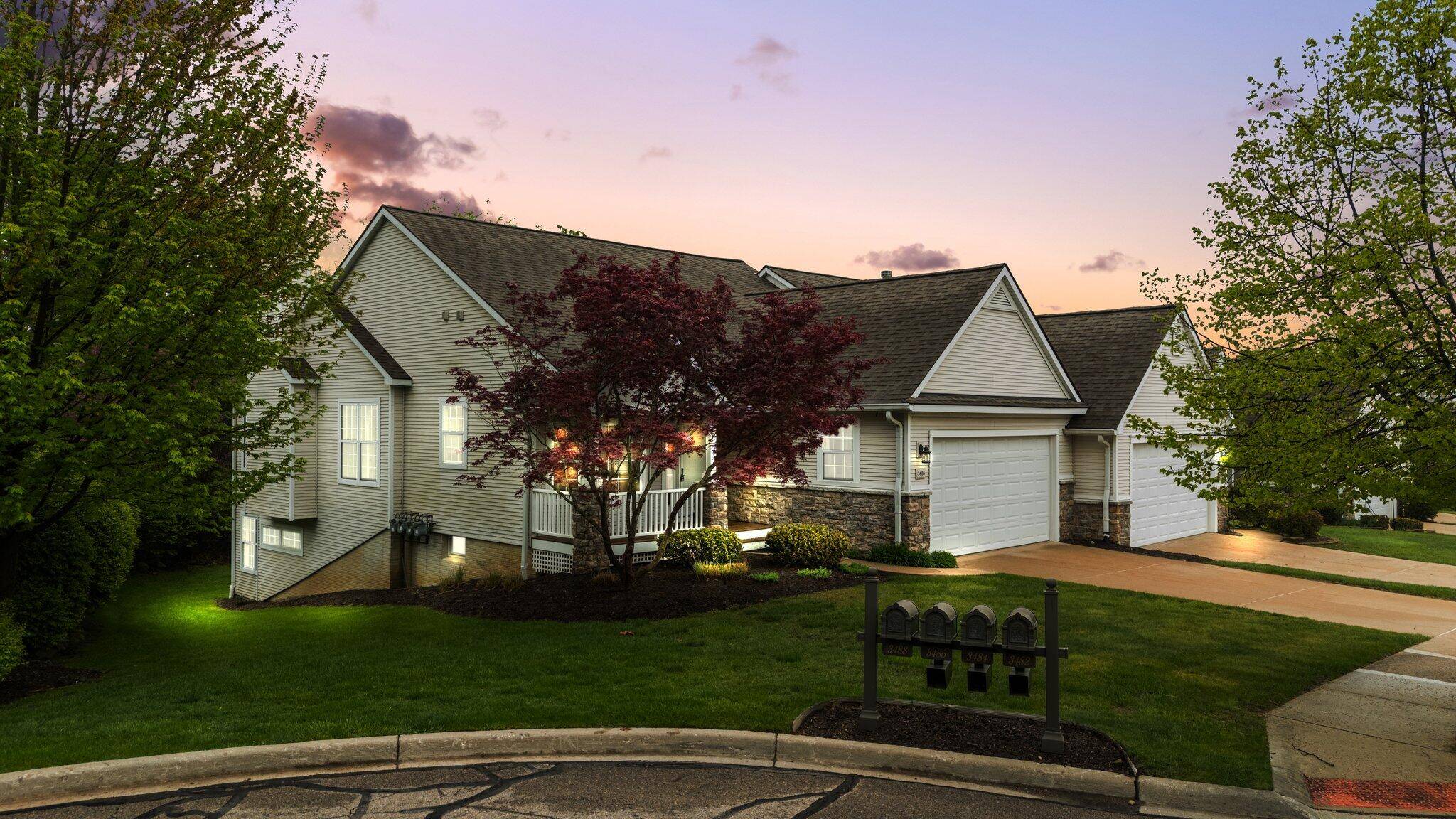 Dexter, MI 48130,3488 Huron View CT