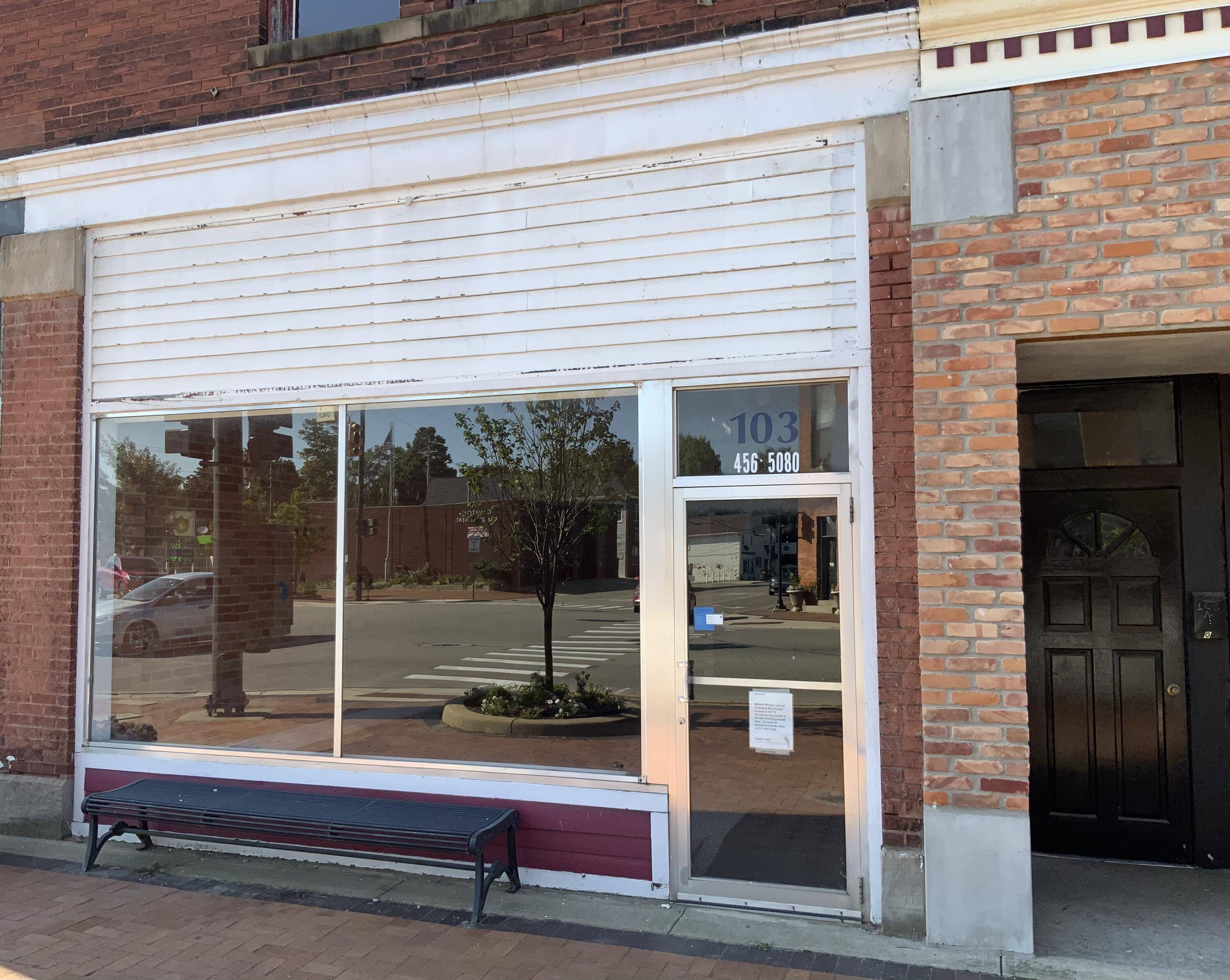 Clinton, MI 49236,103 W Michigan AVE