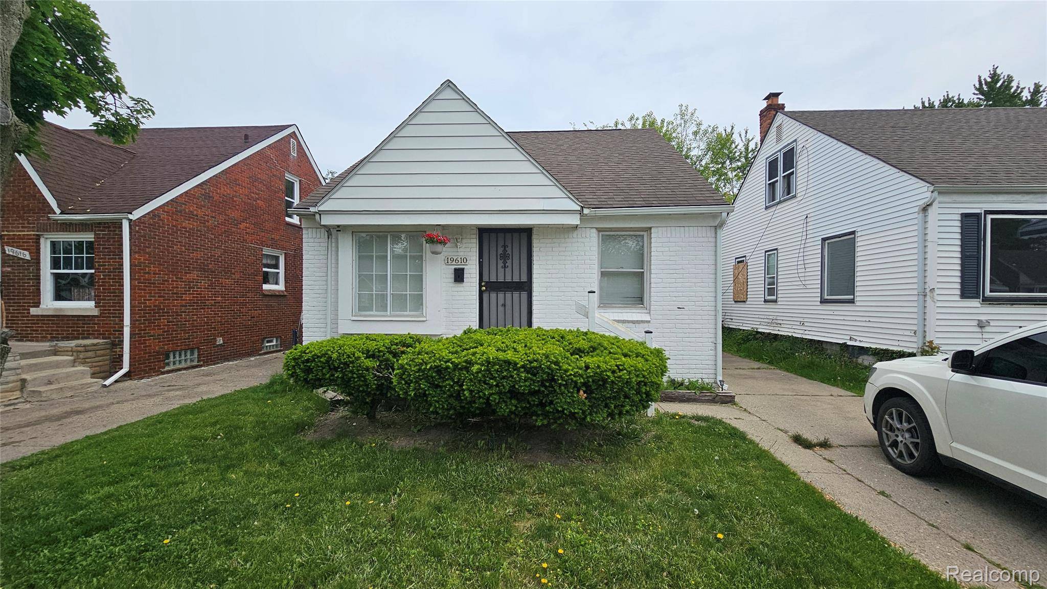 Detroit, MI 48205,19610 WESTPHALIA ST