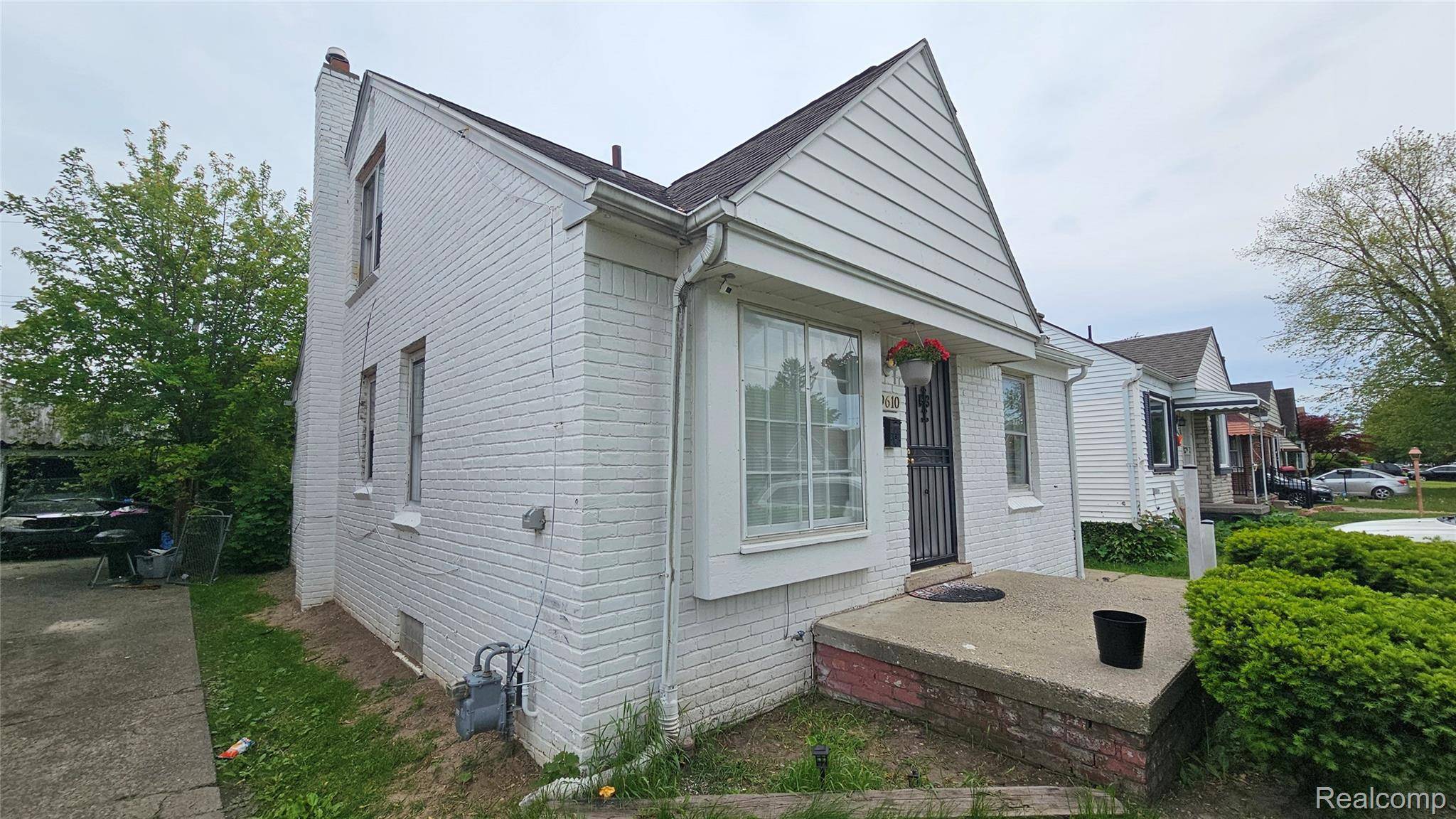 Detroit, MI 48205,19610 WESTPHALIA ST