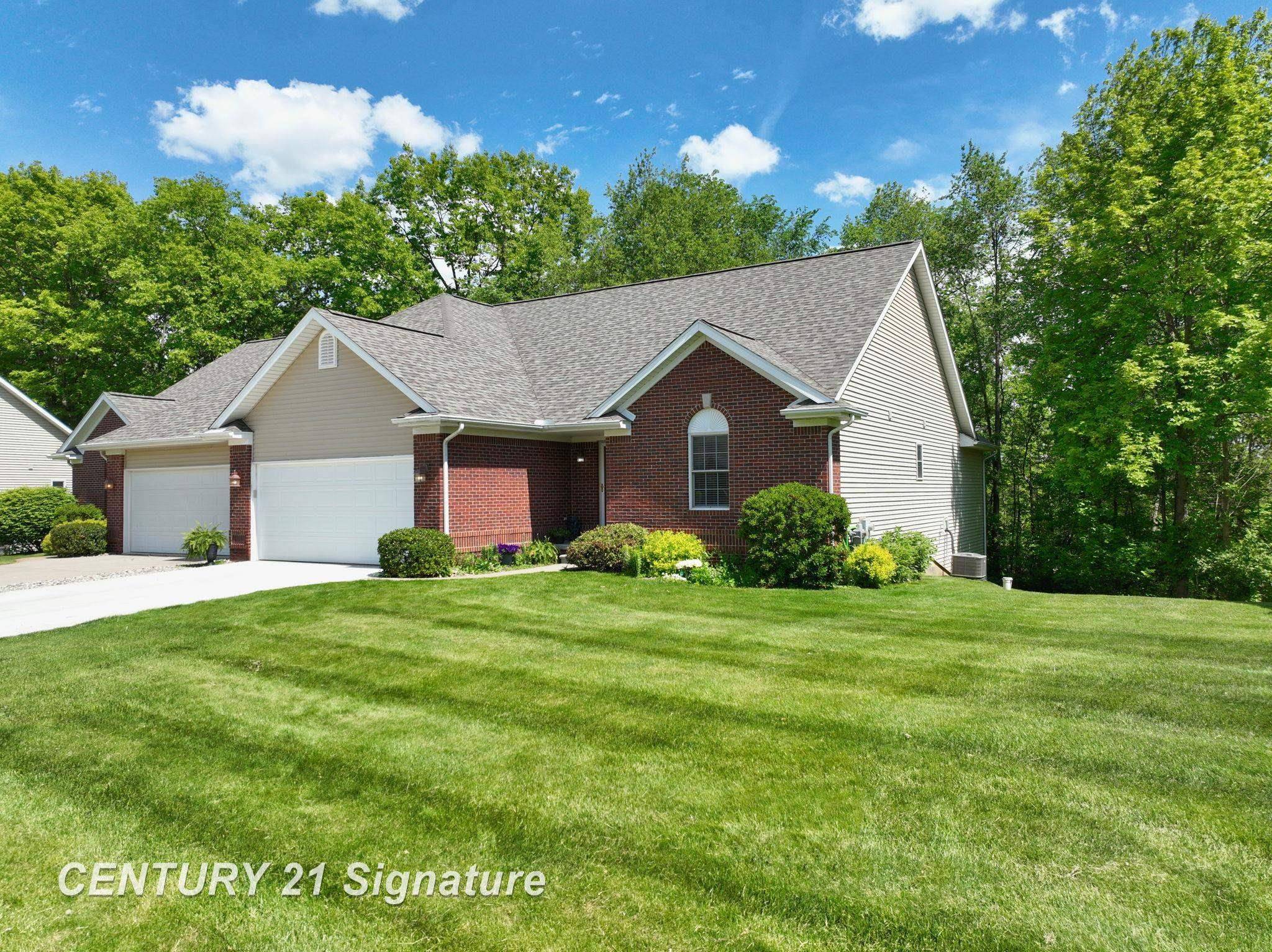 Linden, MI 48451,5505 Hidden Oaks CIR