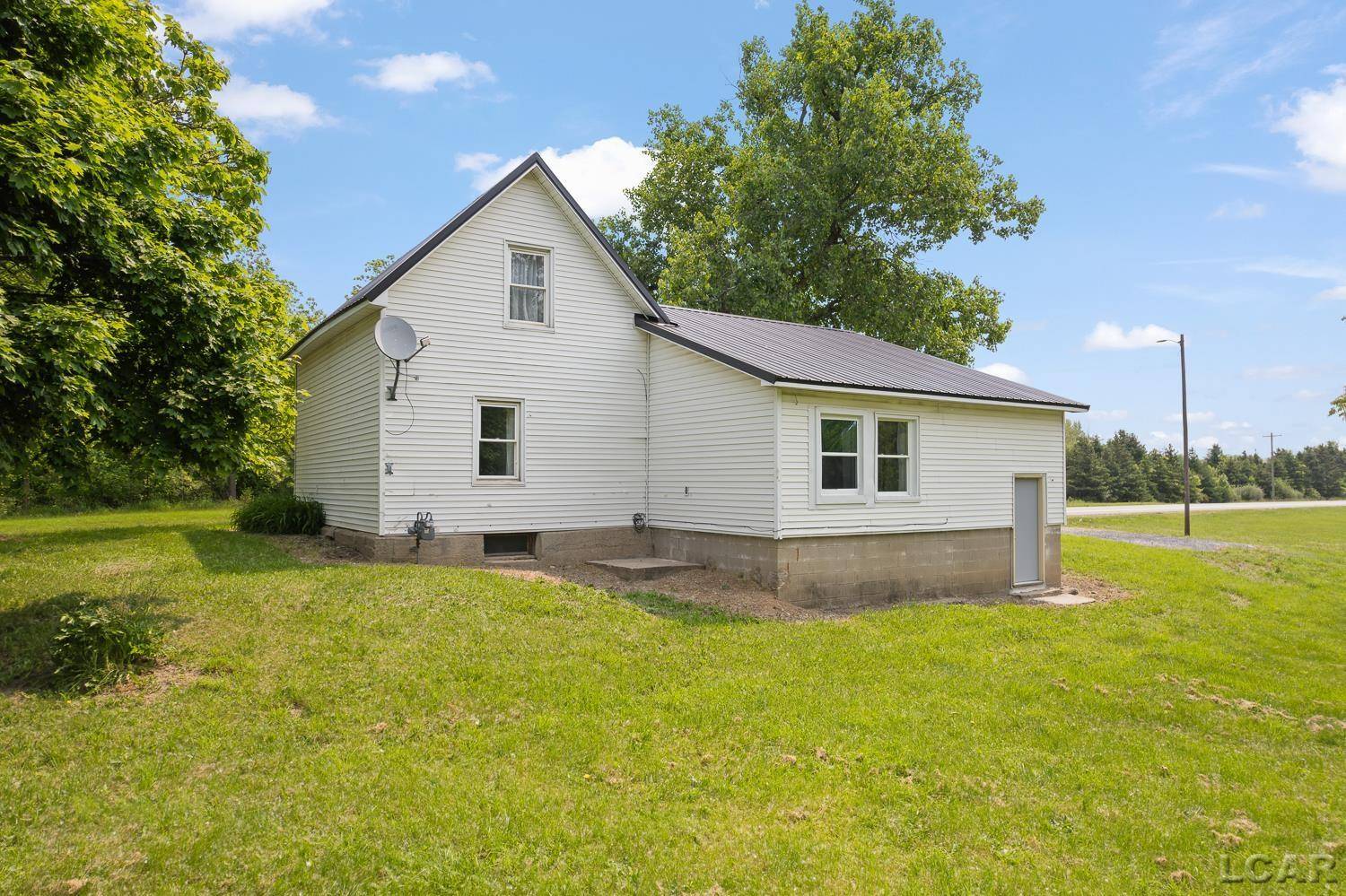 Onsted, MI 49265,11943 W US 223 HWY