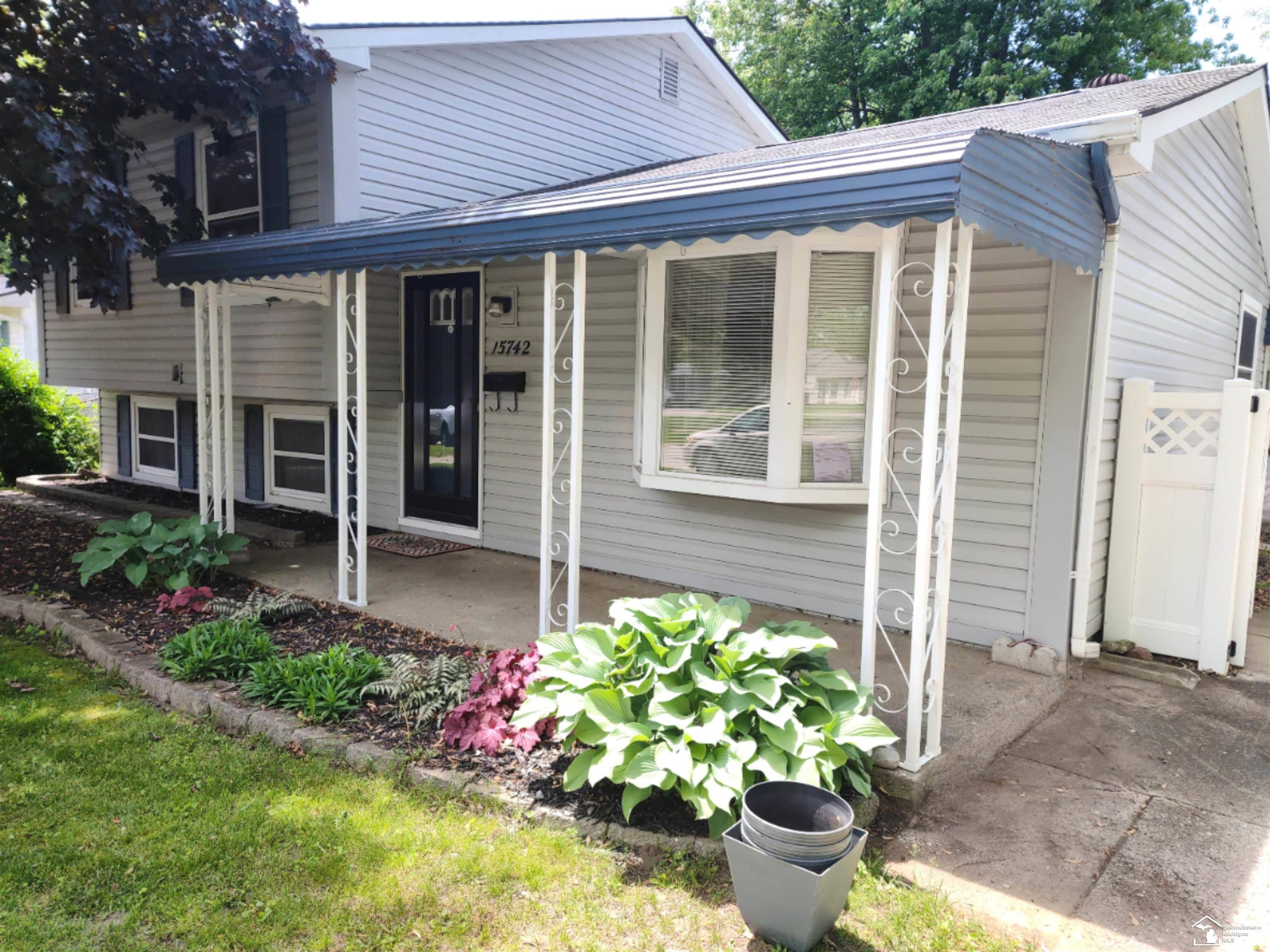 Romulus, MI 48174,15742 Woodmont St ST