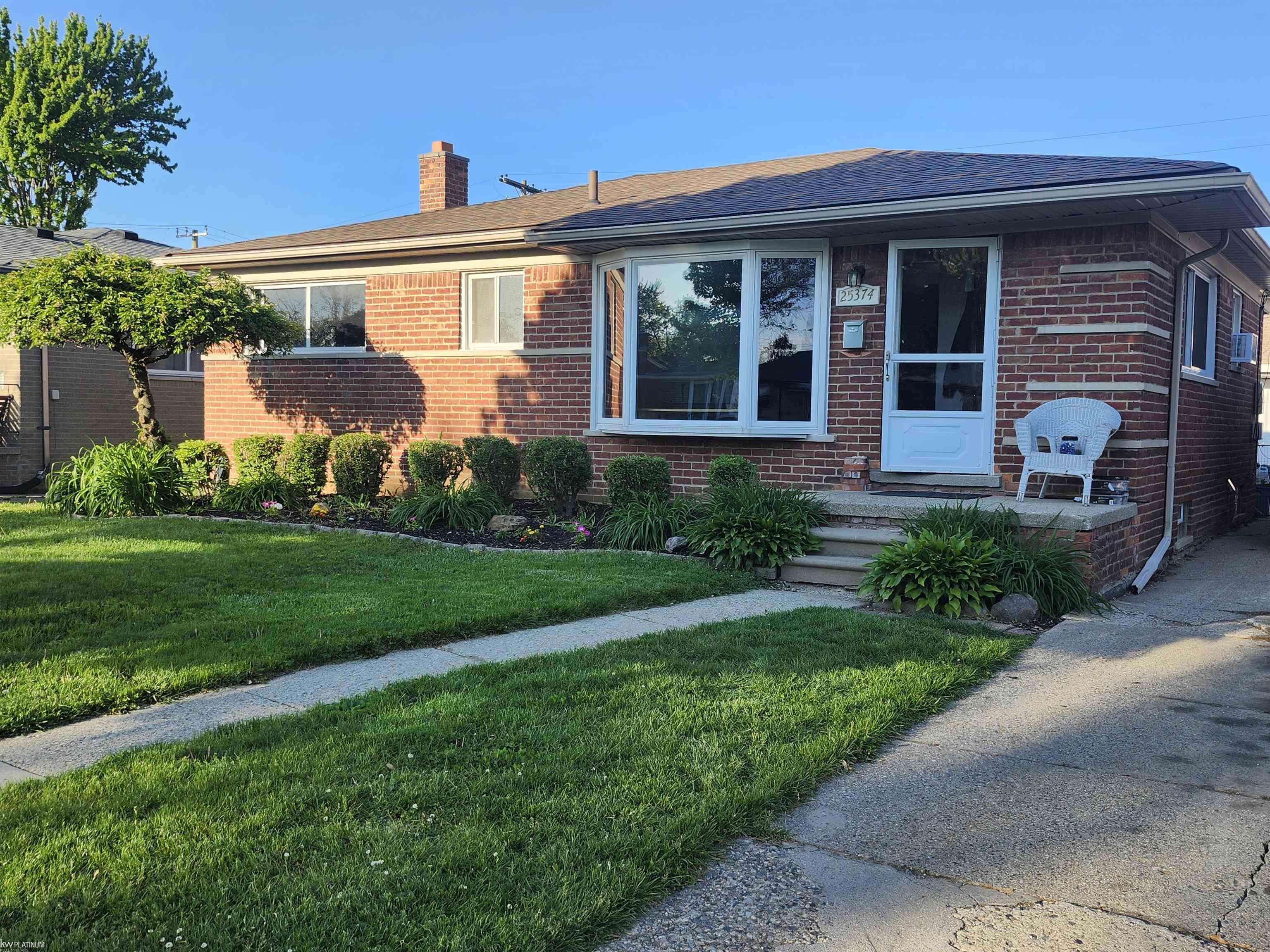 Roseville, MI 48066,25374 Huron ST