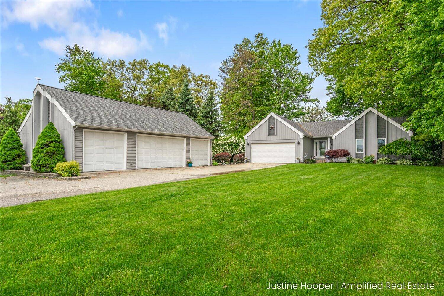 Shelbyville, MI 49344,2732 Geneva Lake DR