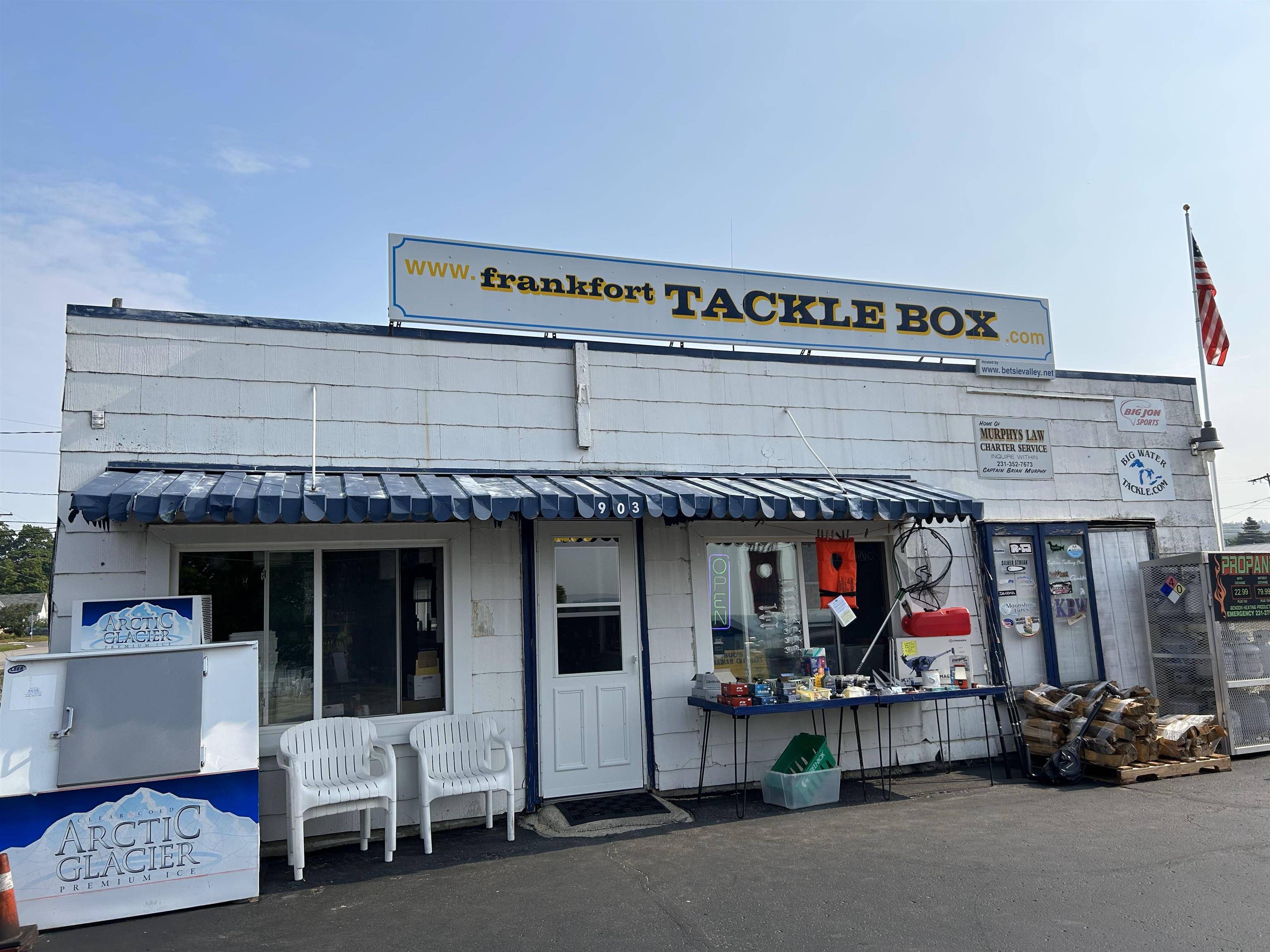 Frankfort, MI 49635,903 Main ST