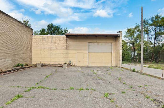 Detroit, MI 48211,1900 E GRAND BLVD