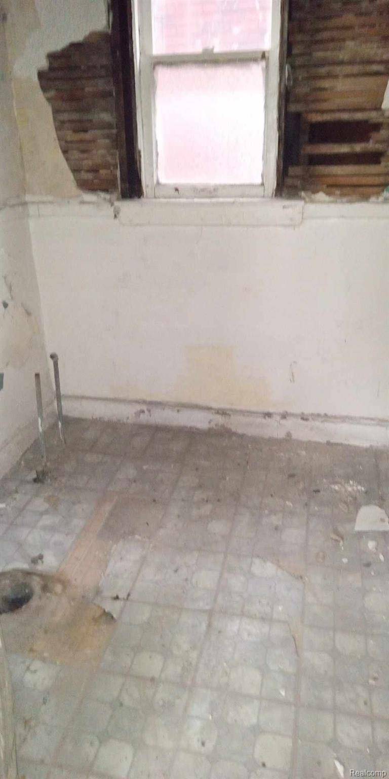 Detroit, MI 48213,5700 TOWNSEND ST