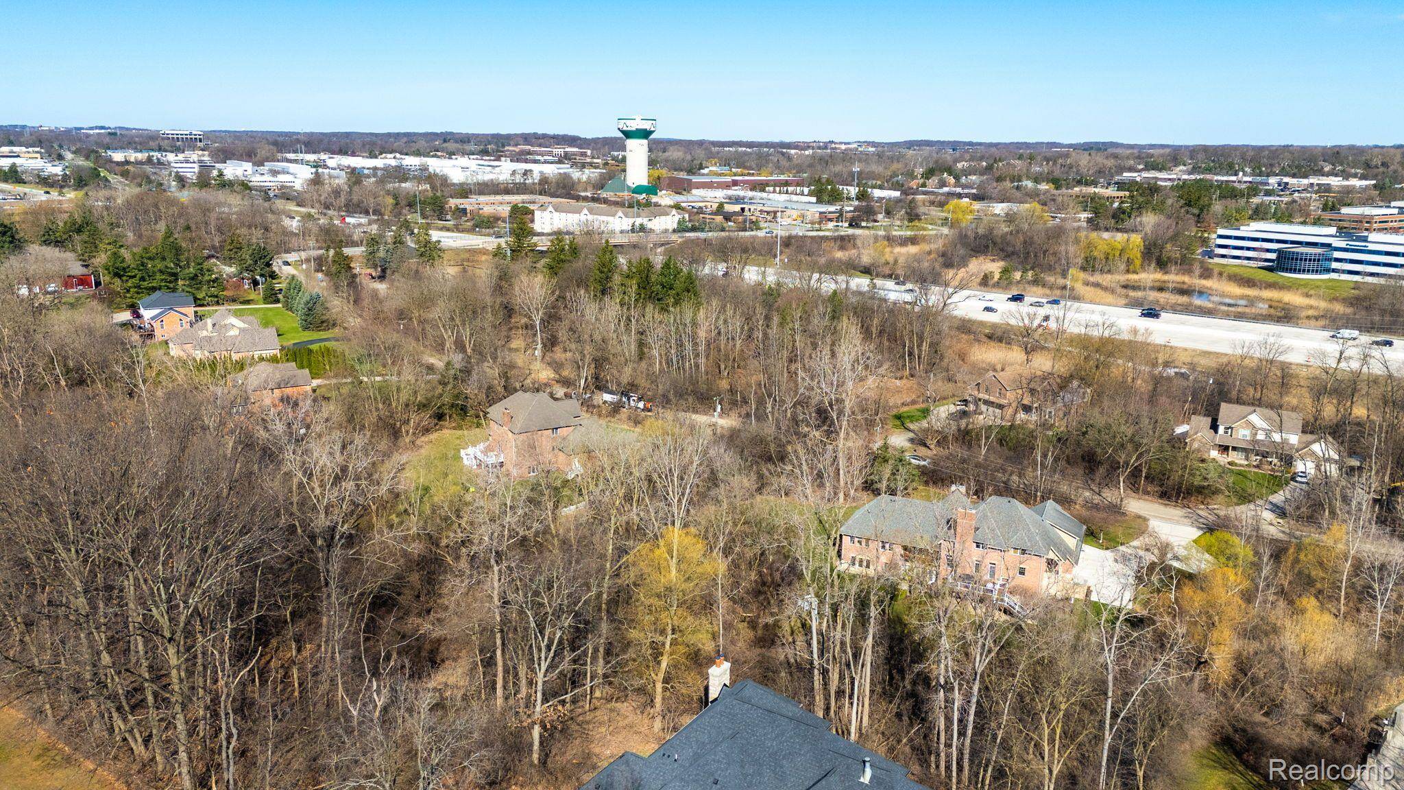 Farmington Hills, MI 48335,0000 Howard