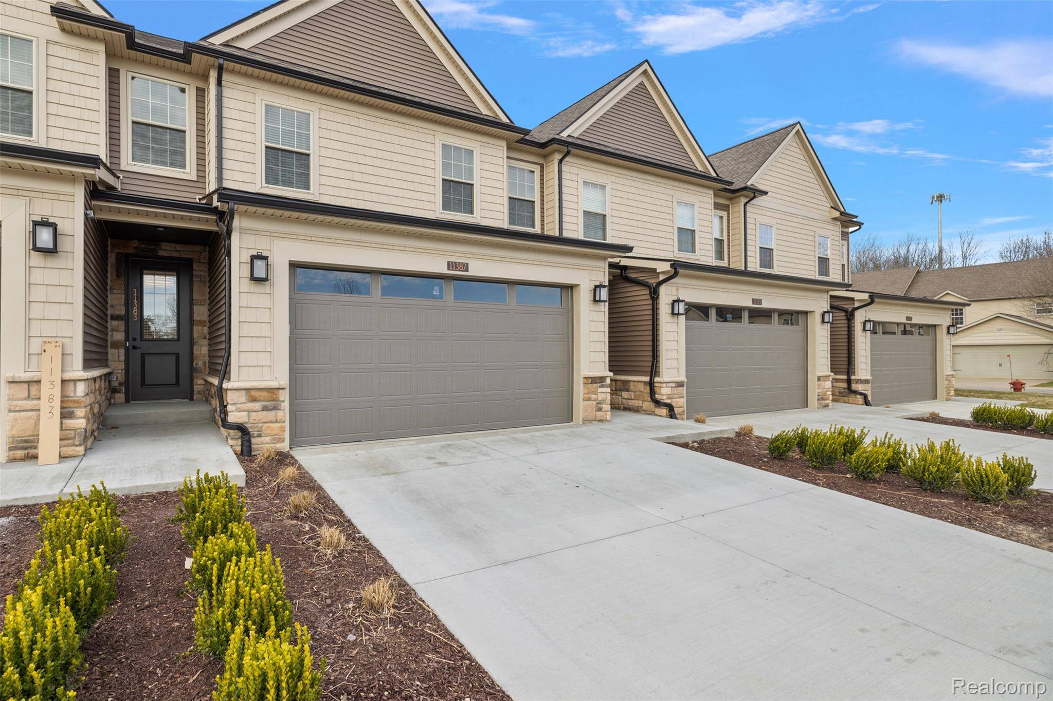 Brighton, MI 48116,11390 Langfeld SPUR