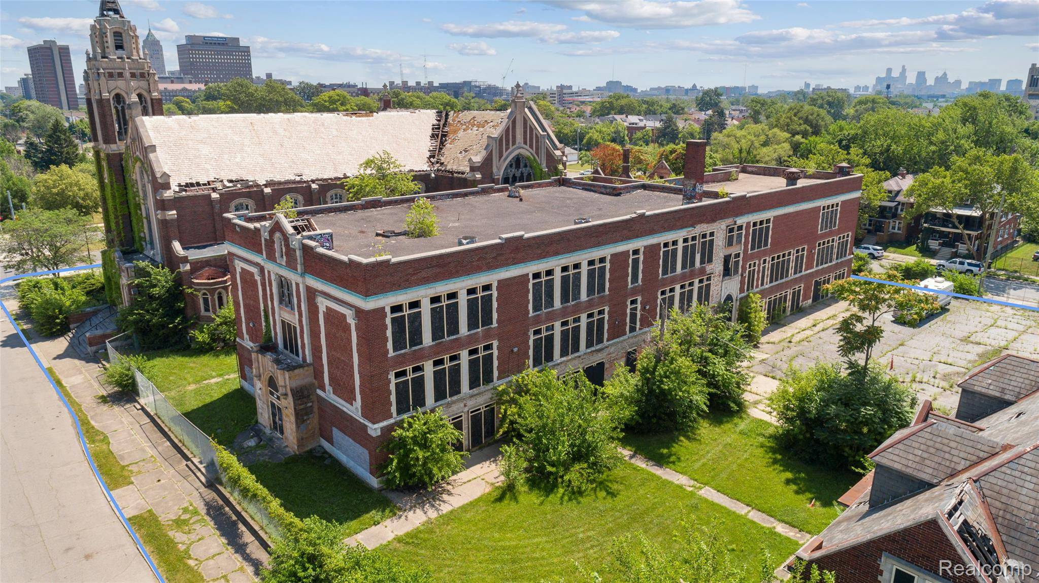 Detroit, MI 48206,7625 Rosa Parks BLVD