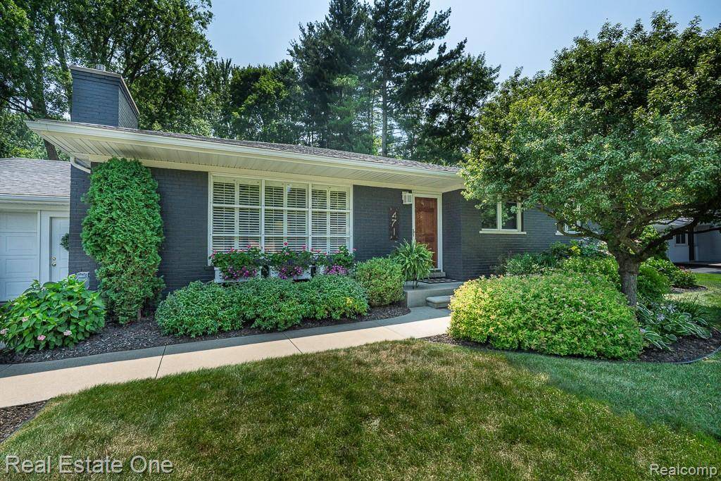 Rochester Hills, MI 48306,471 Elmhill RD