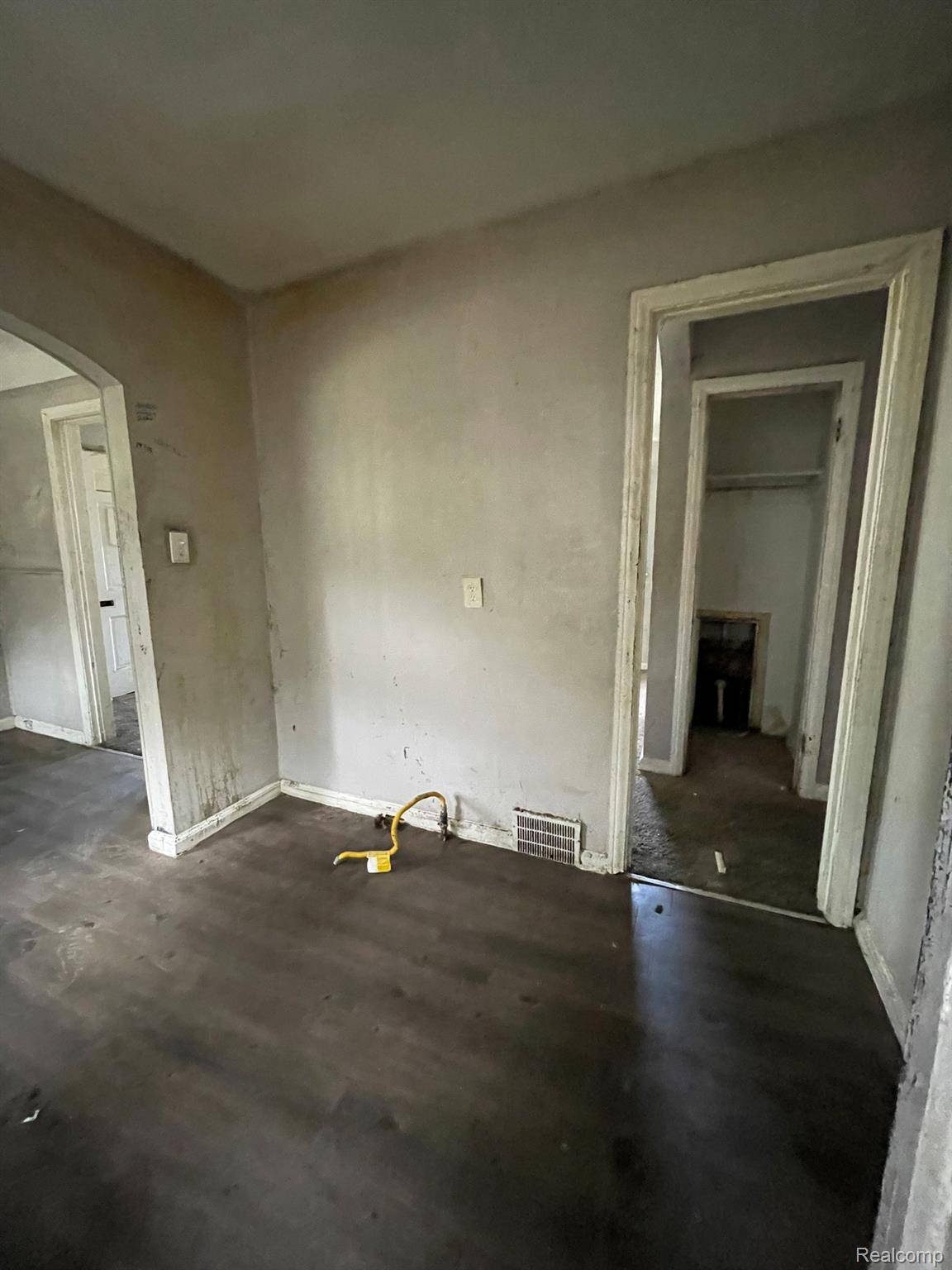 Detroit, MI 48224,6160 Neff AVE