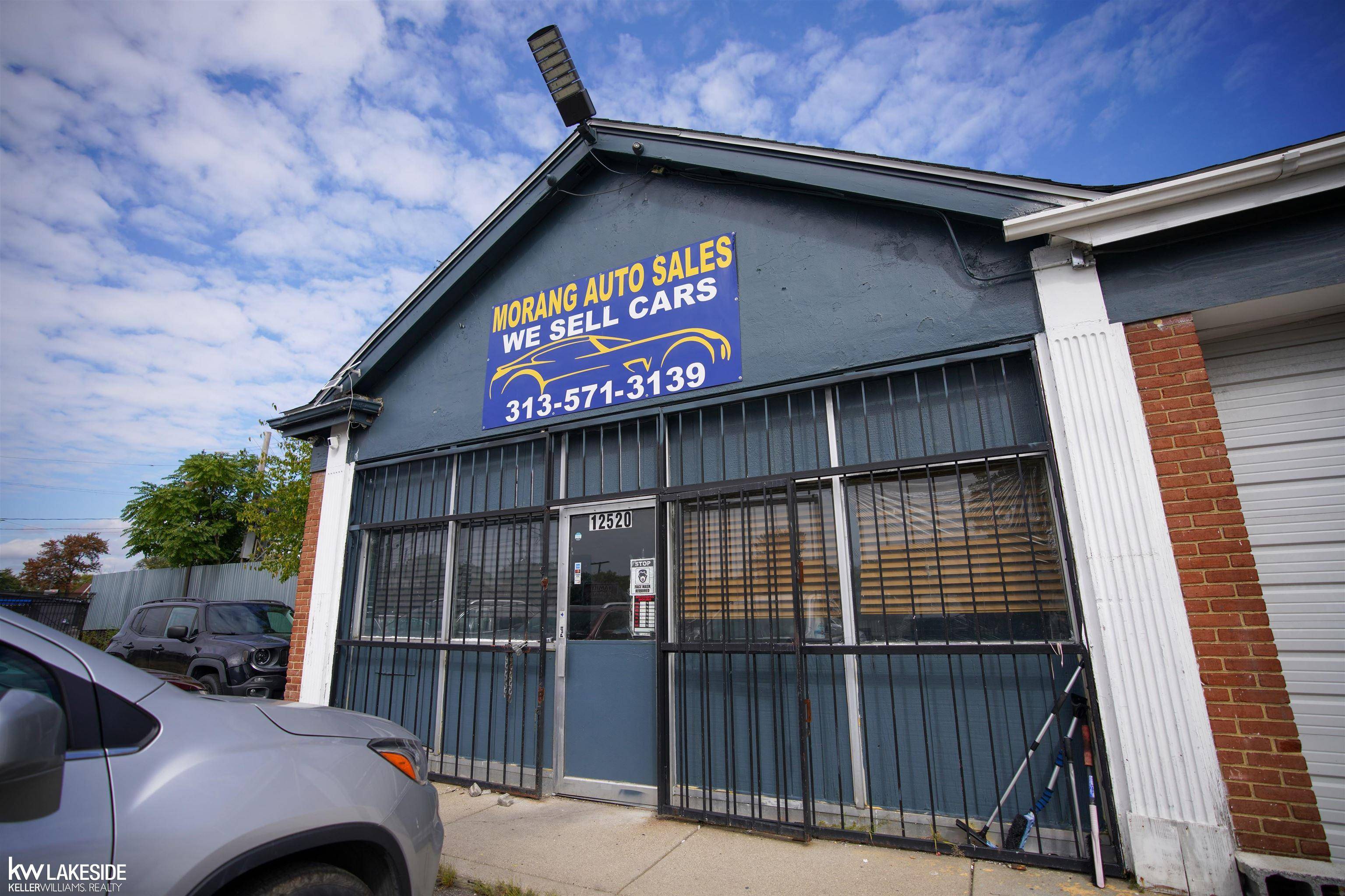 Detroit, MI 82001,12520 Morang DR