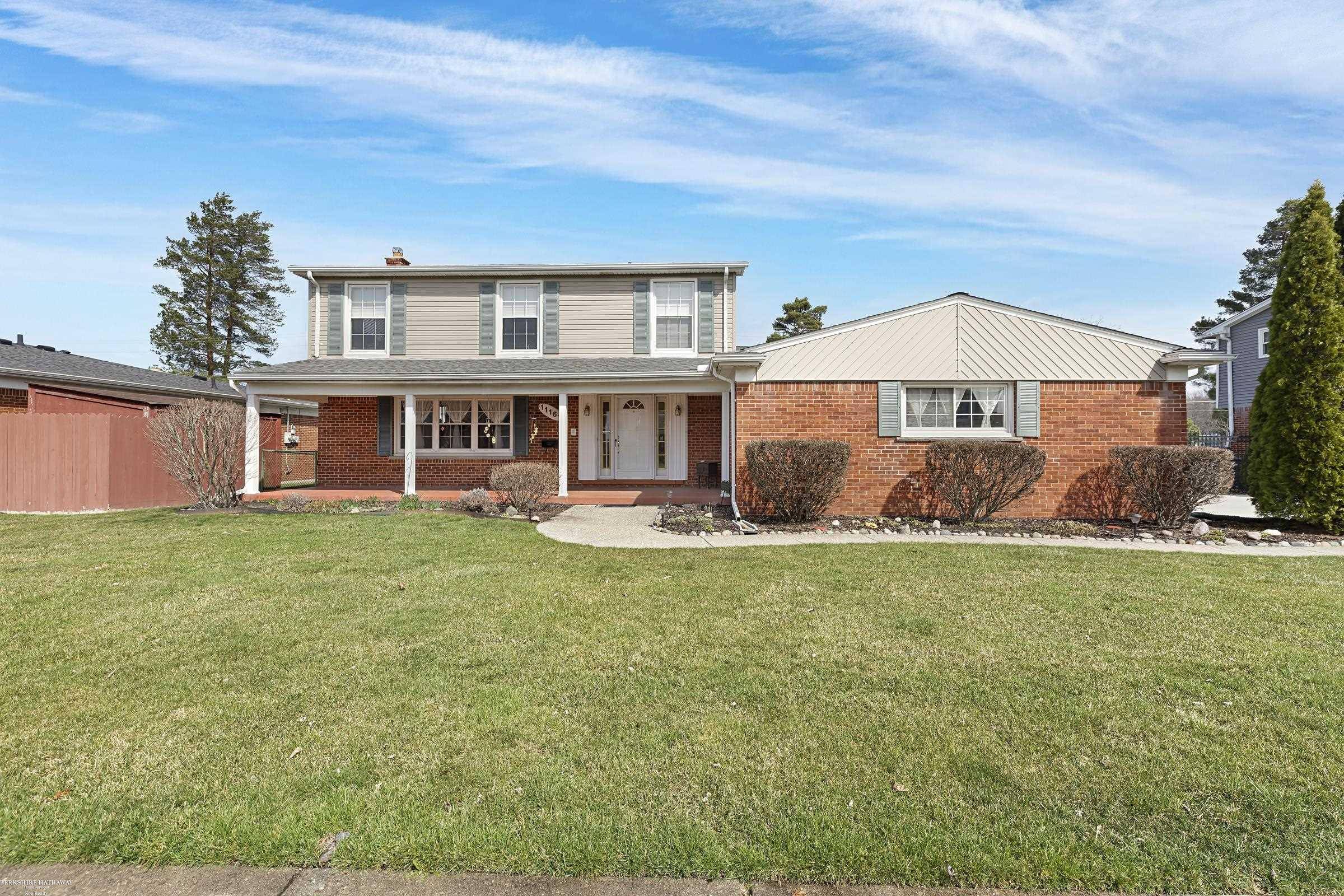 Warren, MI 48093,11161 Meadowbrook DR