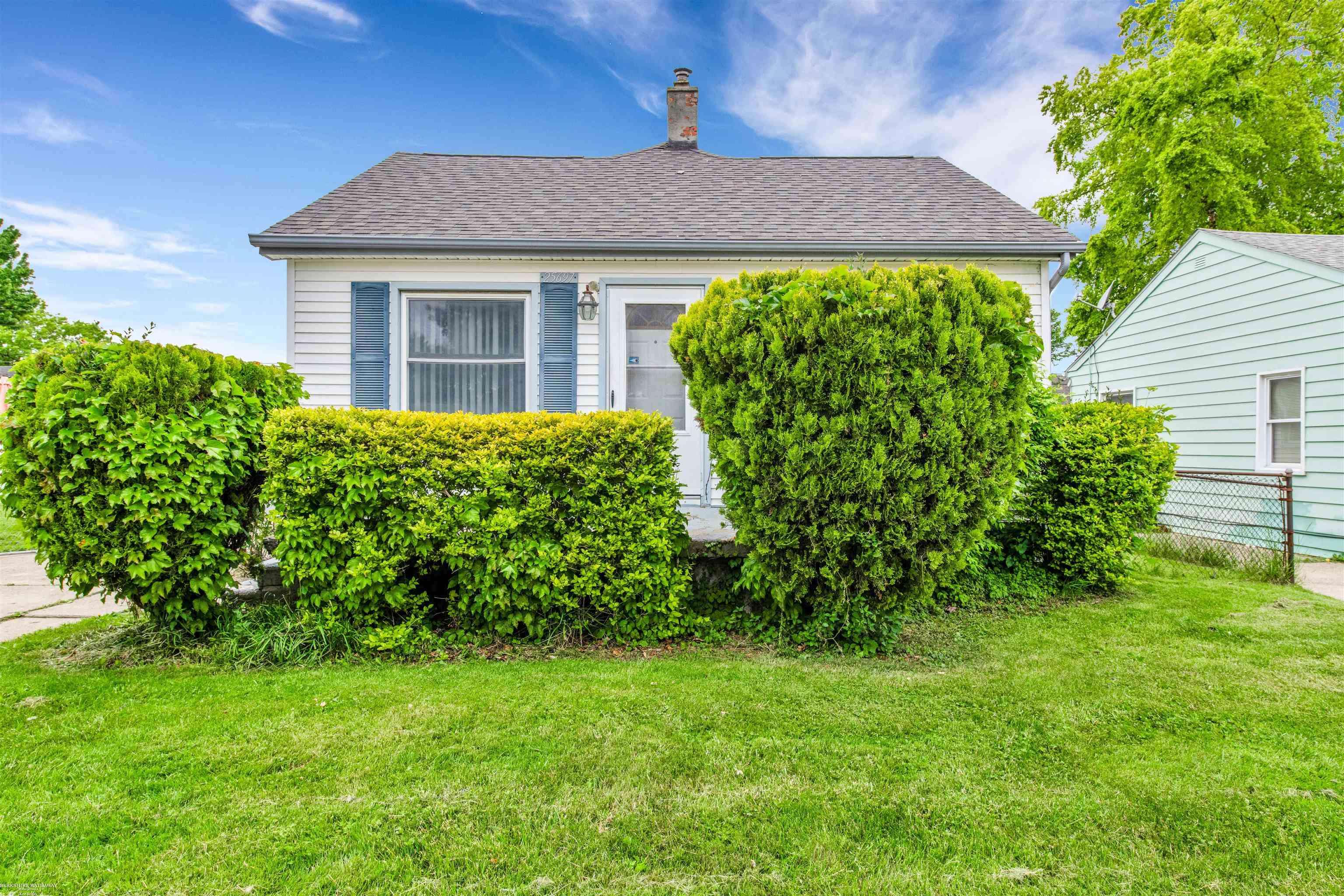 Roseville, MI 48066,25697 Send ST