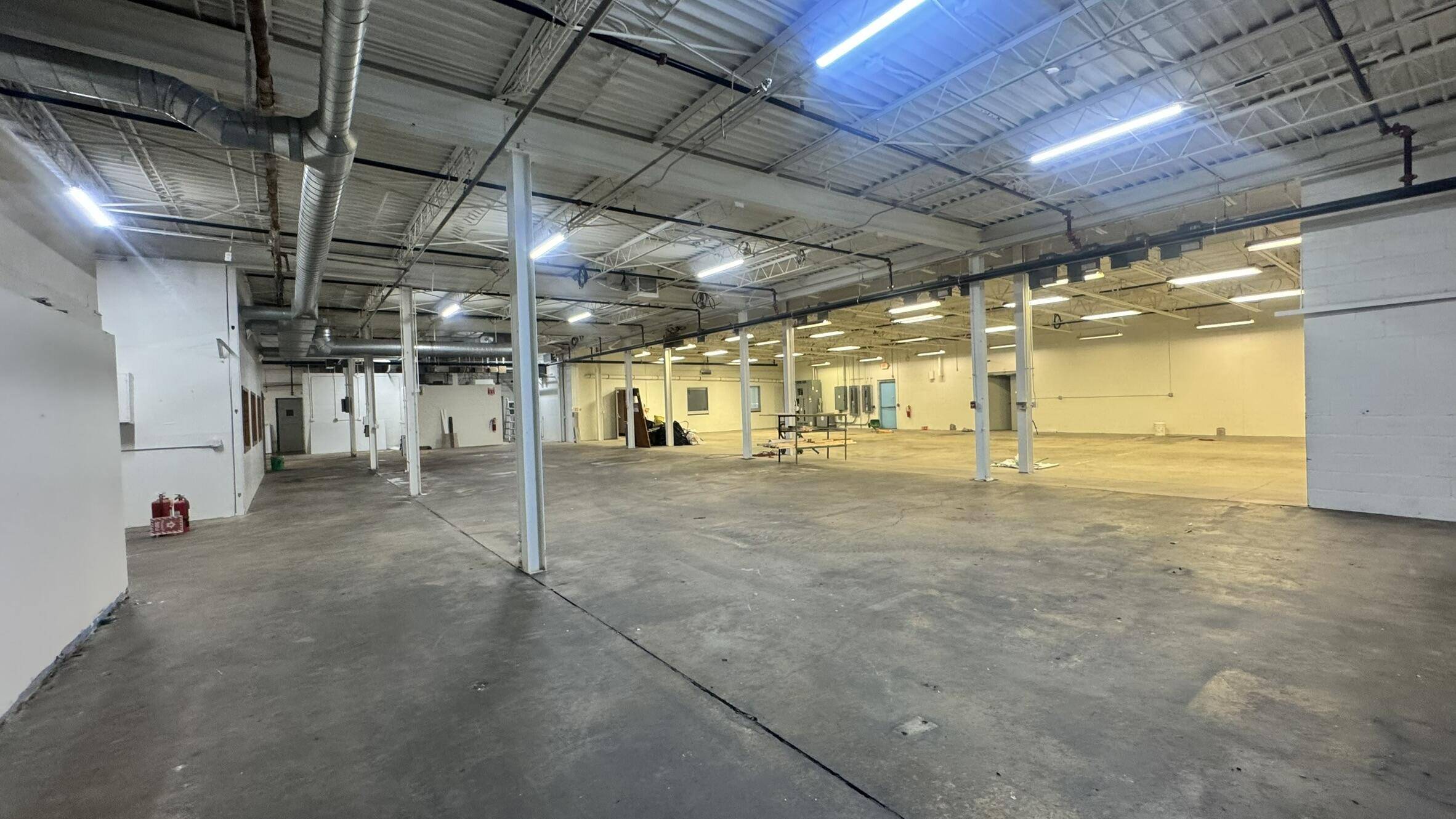 2429 N Burdick ST, Kalamazoo Twp, MI 49007