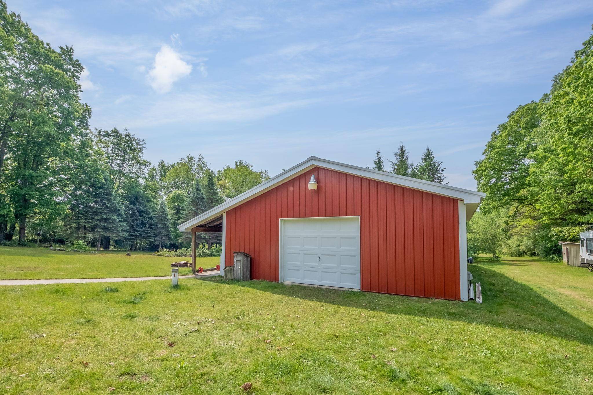 Brethren, MI 49619,19275 Coates HWY