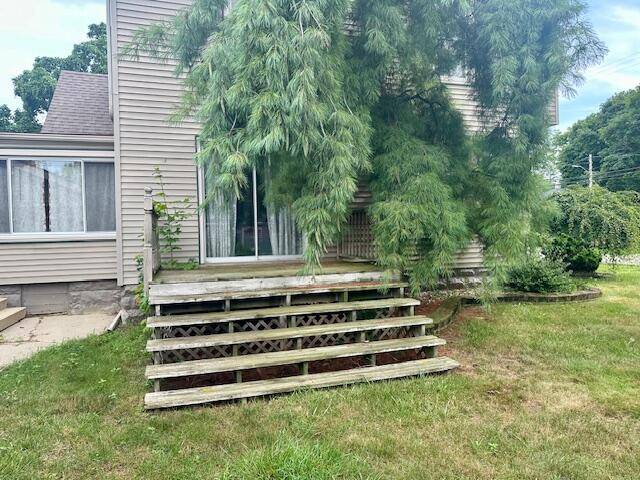 Adrian, MI 49221,404 S Mckenzie ST S