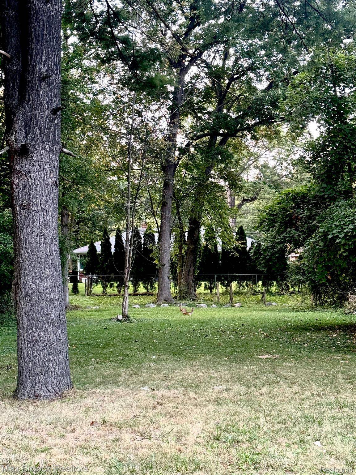 Southfield, MI 48075,18656 Midway AVE