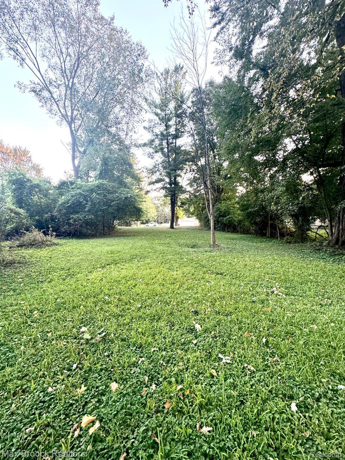 Southfield, MI 48075,18656 Midway AVE