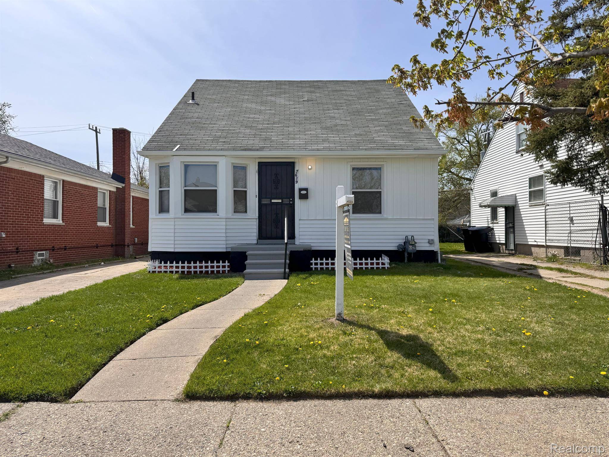 Detroit, MI 48228,7619 ASHTON AVE