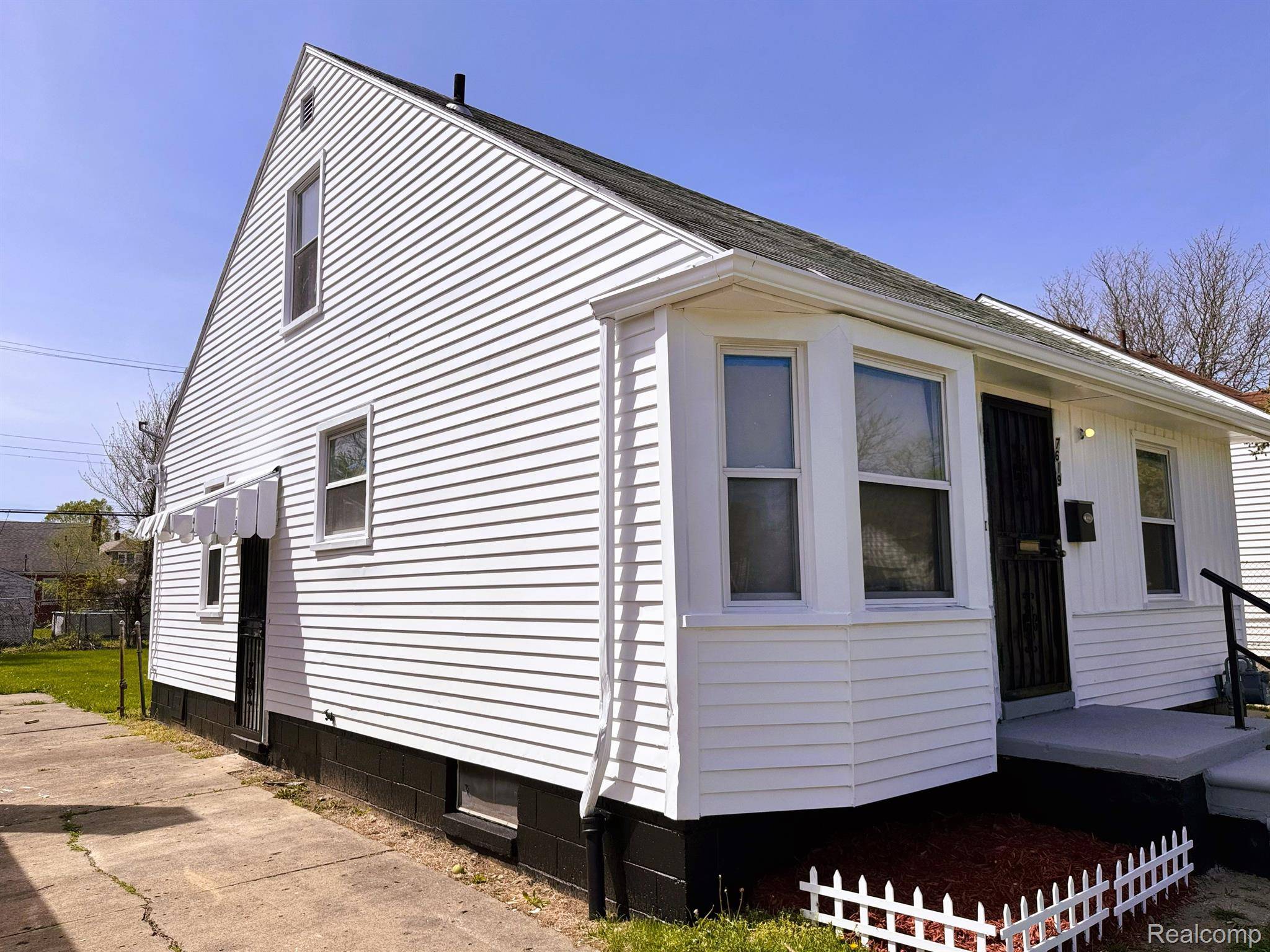 Detroit, MI 48228,7619 ASHTON AVE