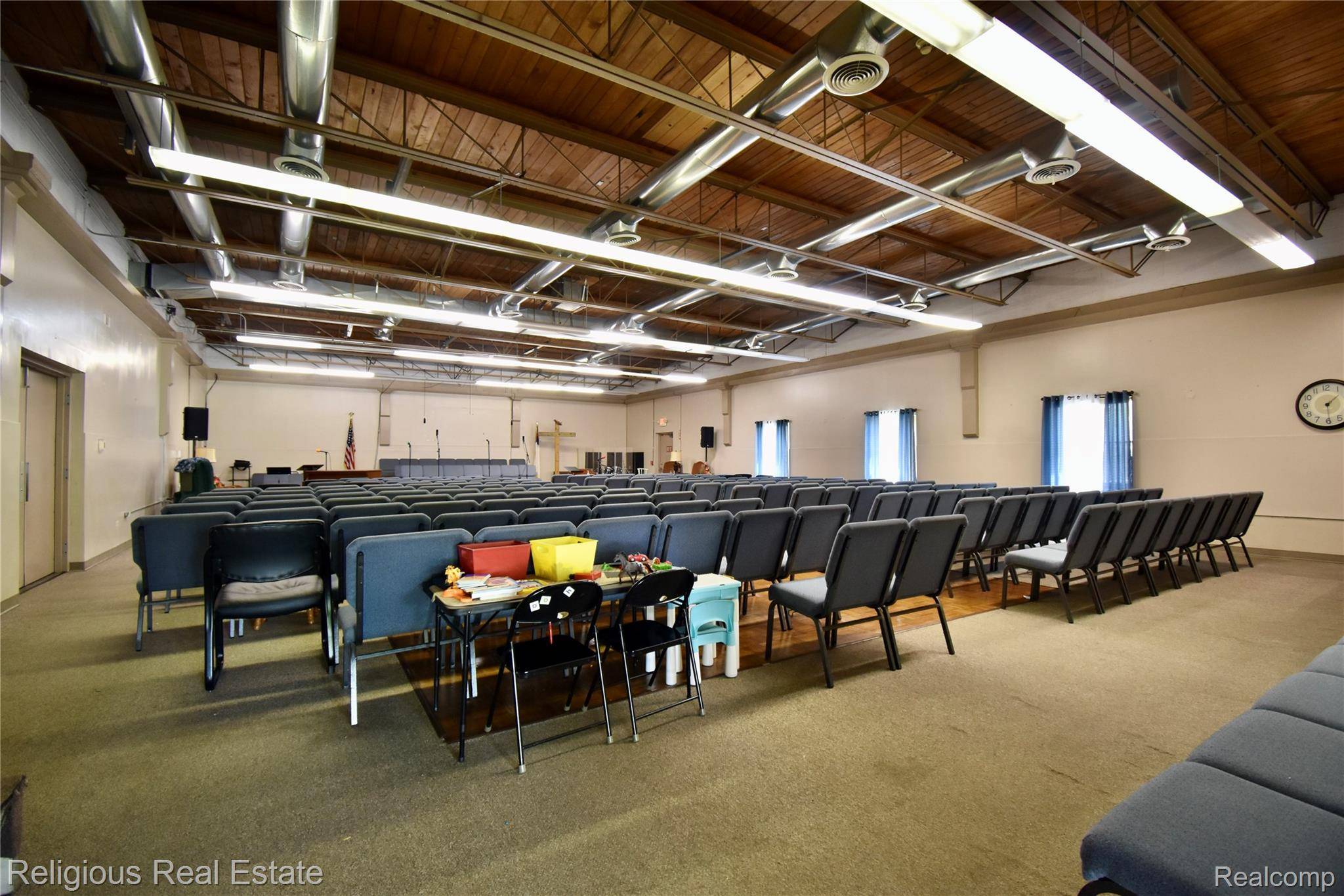 Farmington, MI 48336,21900 Middlebelt RD