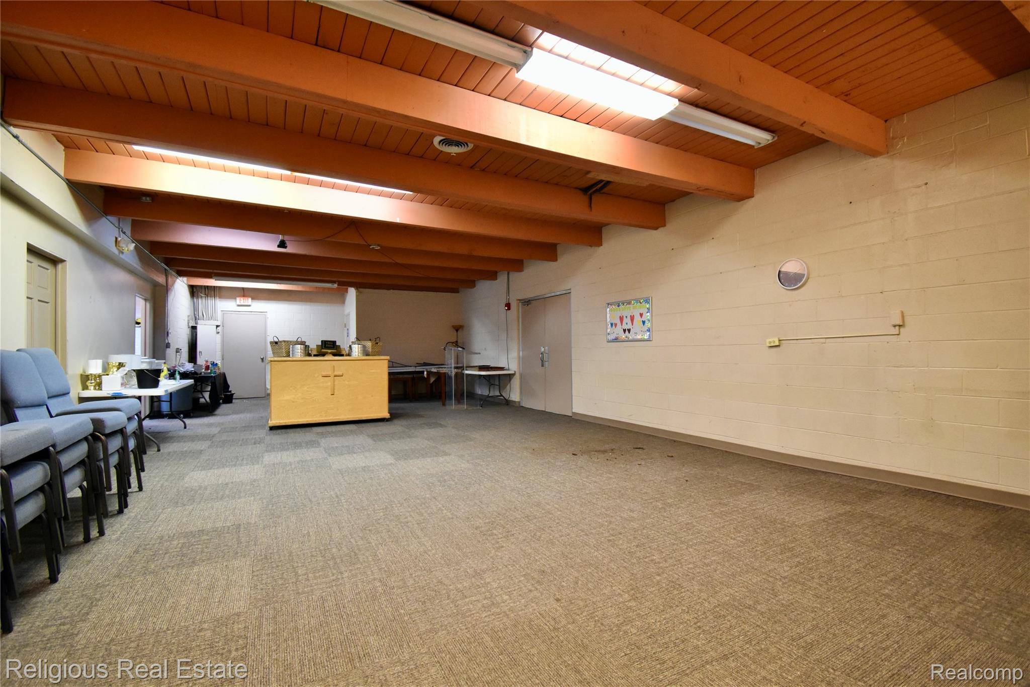 Farmington, MI 48336,21900 Middlebelt RD