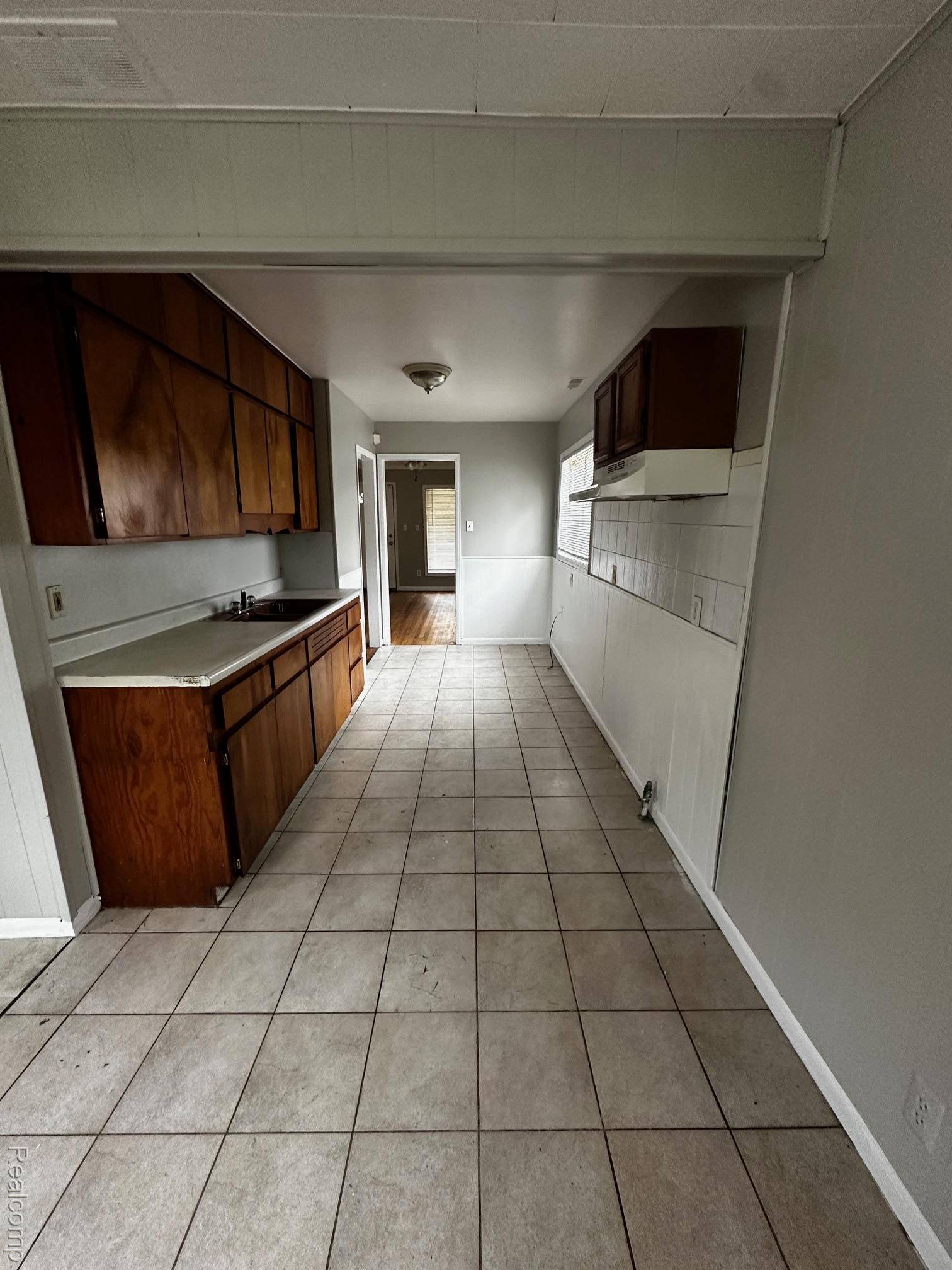 Warren, MI 48091,20818 Atlantic AVE