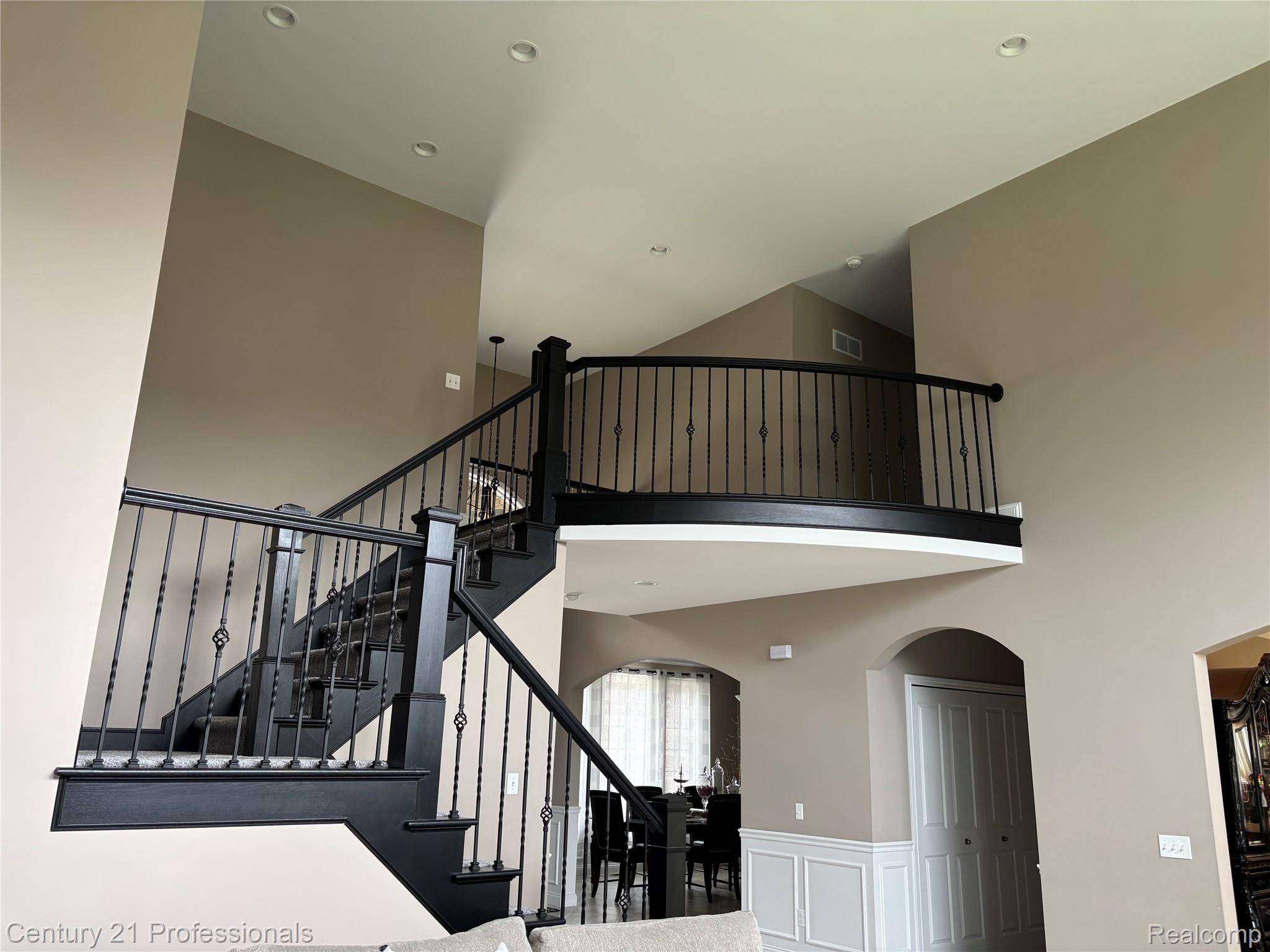 Shelby Twp, MI 48316,55667 Lochmoor DR