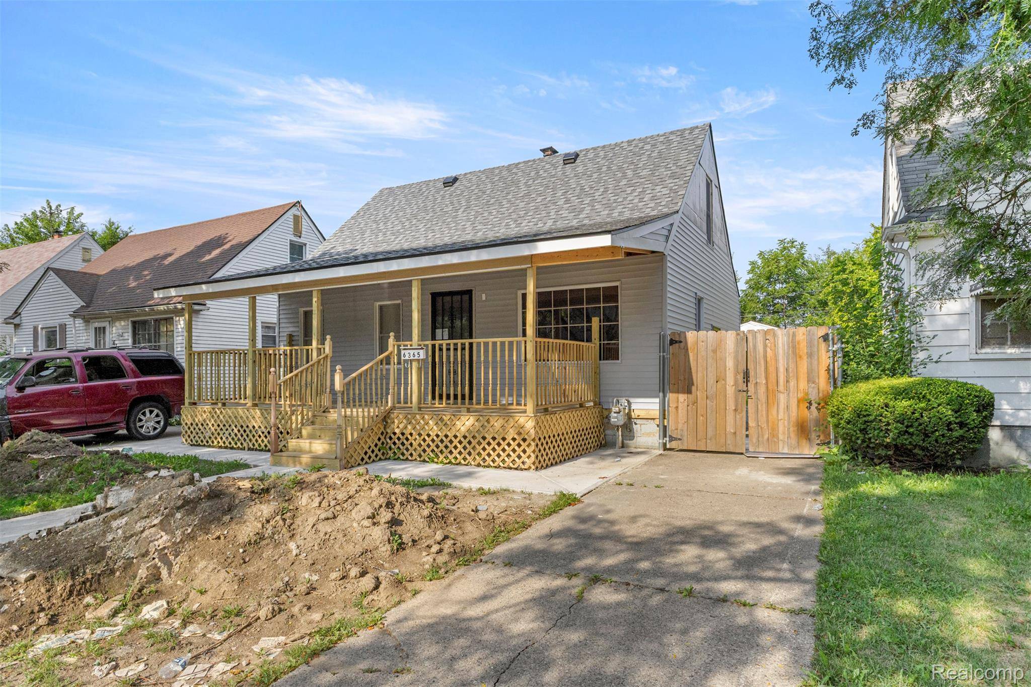 Detroit, MI 48228,6365 Warwick ST