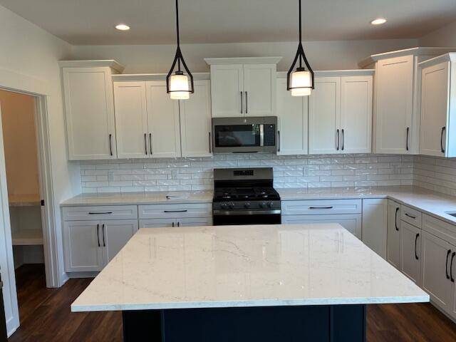 Byron Center, MI 49315,6463 Estate DR SW