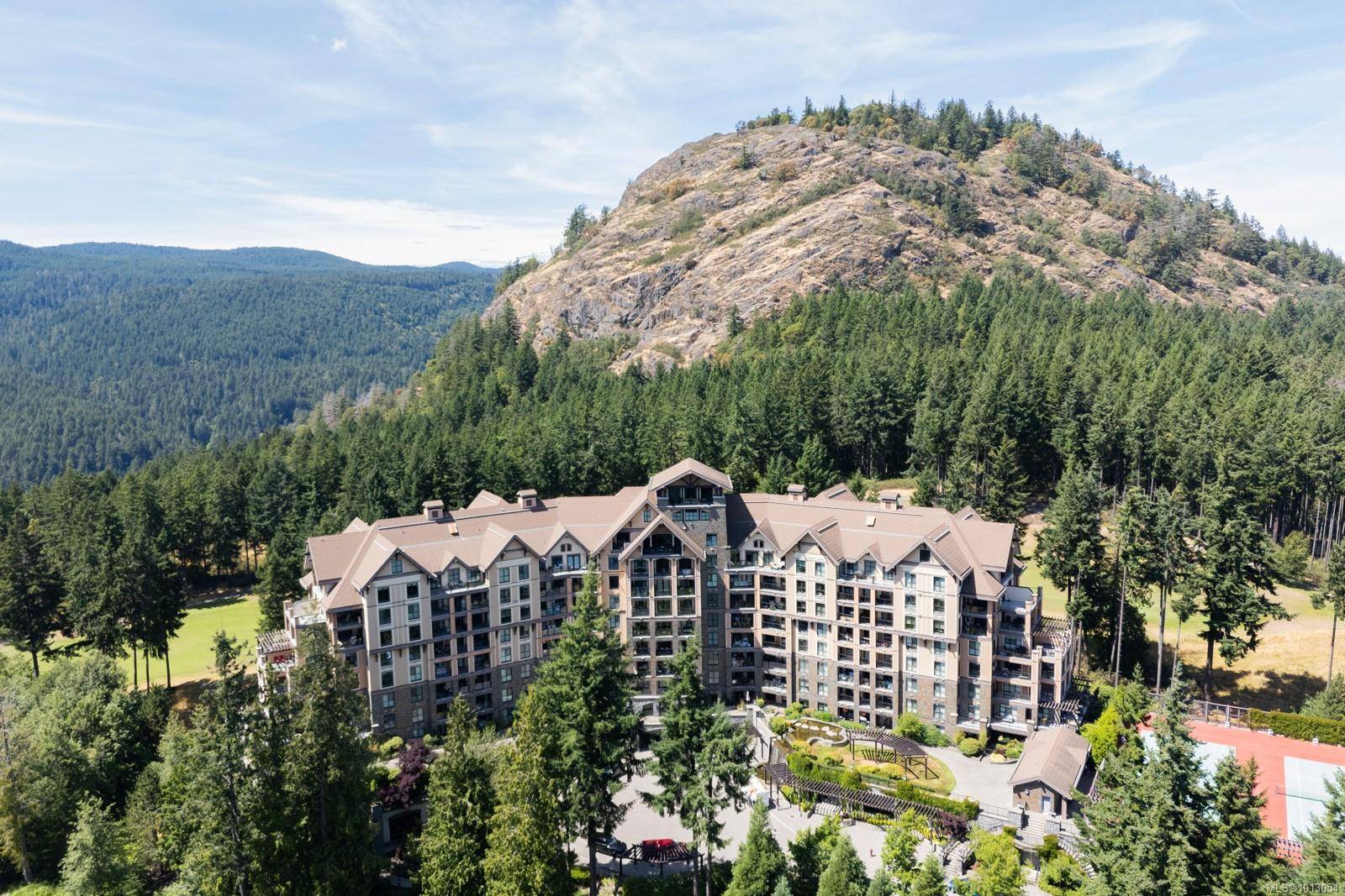 Langford, BC V9B 0A4,1400 Lynburne Pl #610