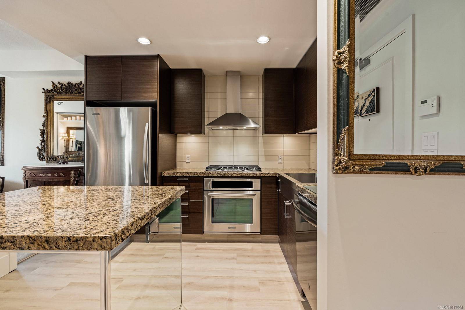 Langford, BC V9B 0A4,1400 Lynburne Pl #610